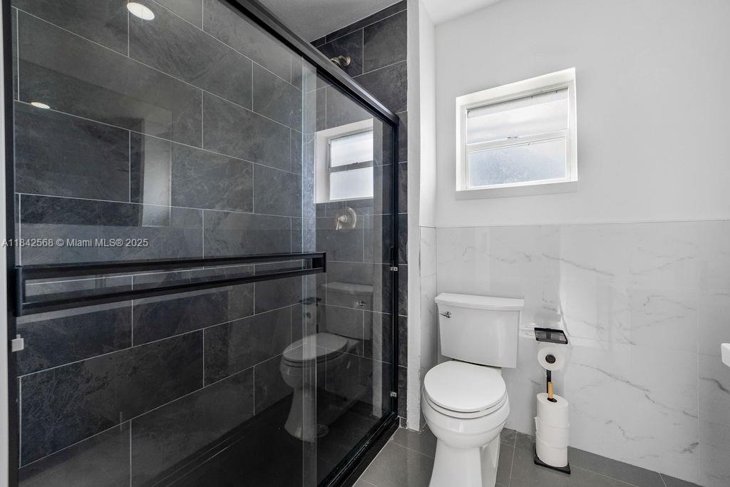 Miami, Florida, 33155, United States, 4 Bedrooms Bedrooms, ,3 BathroomsBathrooms,Residential,For Sale,1897707