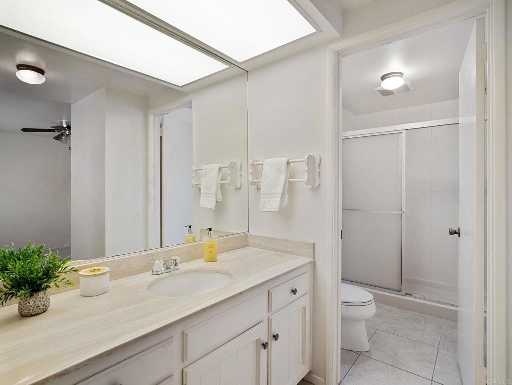 Escondido, California, 92026, United States, 2 Bedrooms Bedrooms, ,2 BathroomsBathrooms,Residential,For Sale,1942214