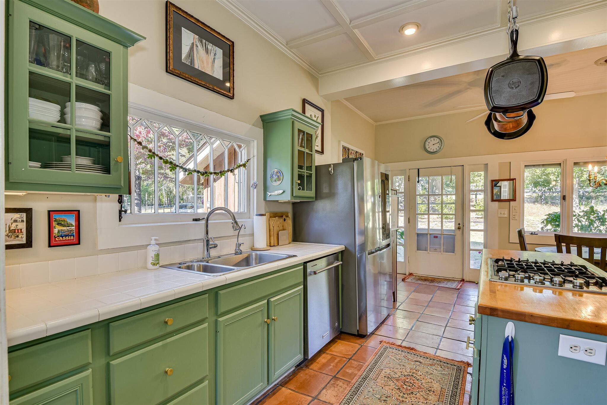 Aiken, South Carolina, 29803, United States, 2 Bedrooms Bedrooms, ,1 BathroomBathrooms,Residential,For Sale,1993088