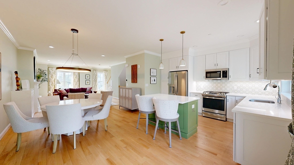 Peabody, Massachusetts, 01960, United States, 3 Bedrooms Bedrooms, ,4 BathroomsBathrooms,Residential,For Sale,2048851