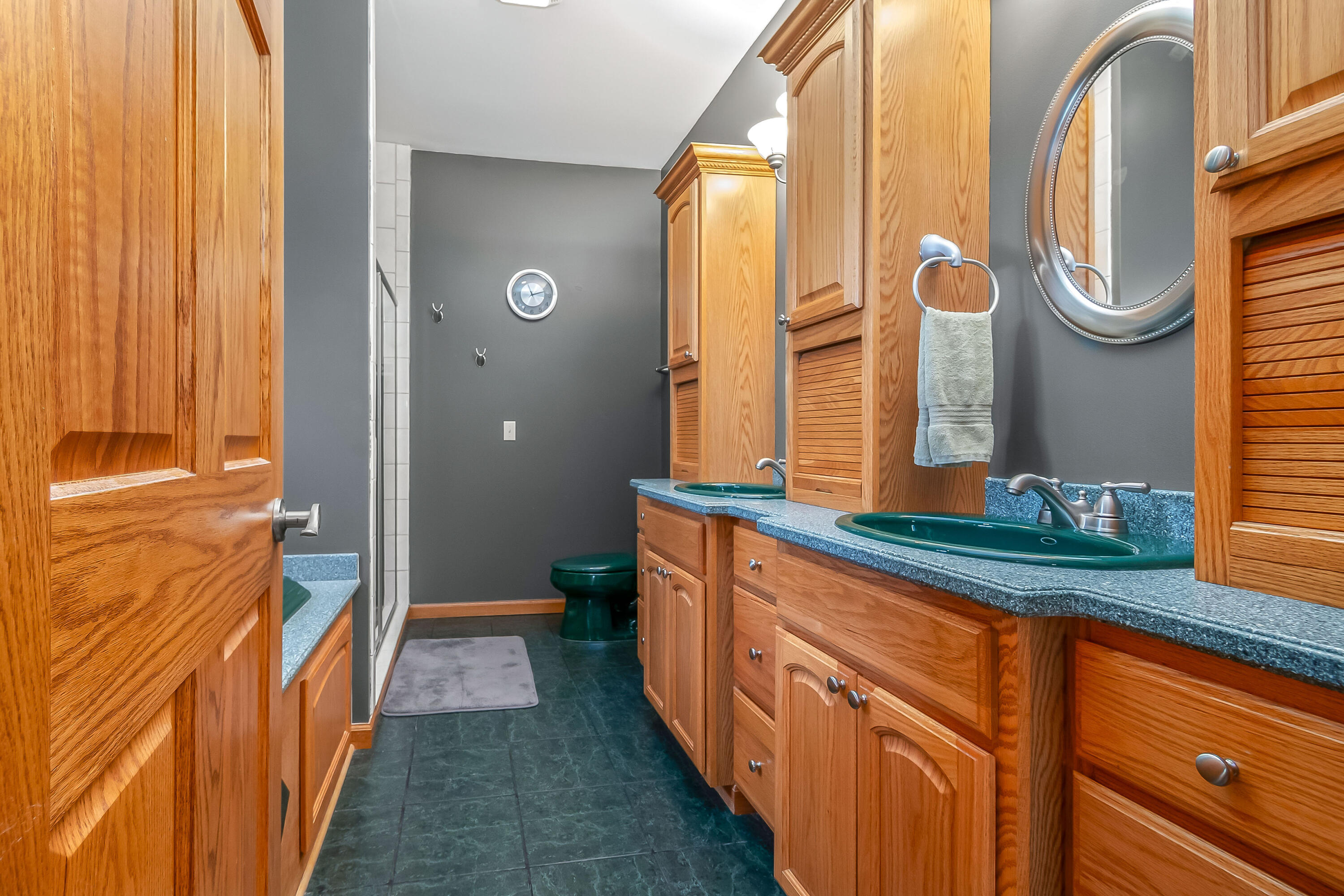 Hillsdale, Michigan, 49242, United States, 5 Bedrooms Bedrooms, ,3 BathroomsBathrooms,Residential,For Sale,1980121