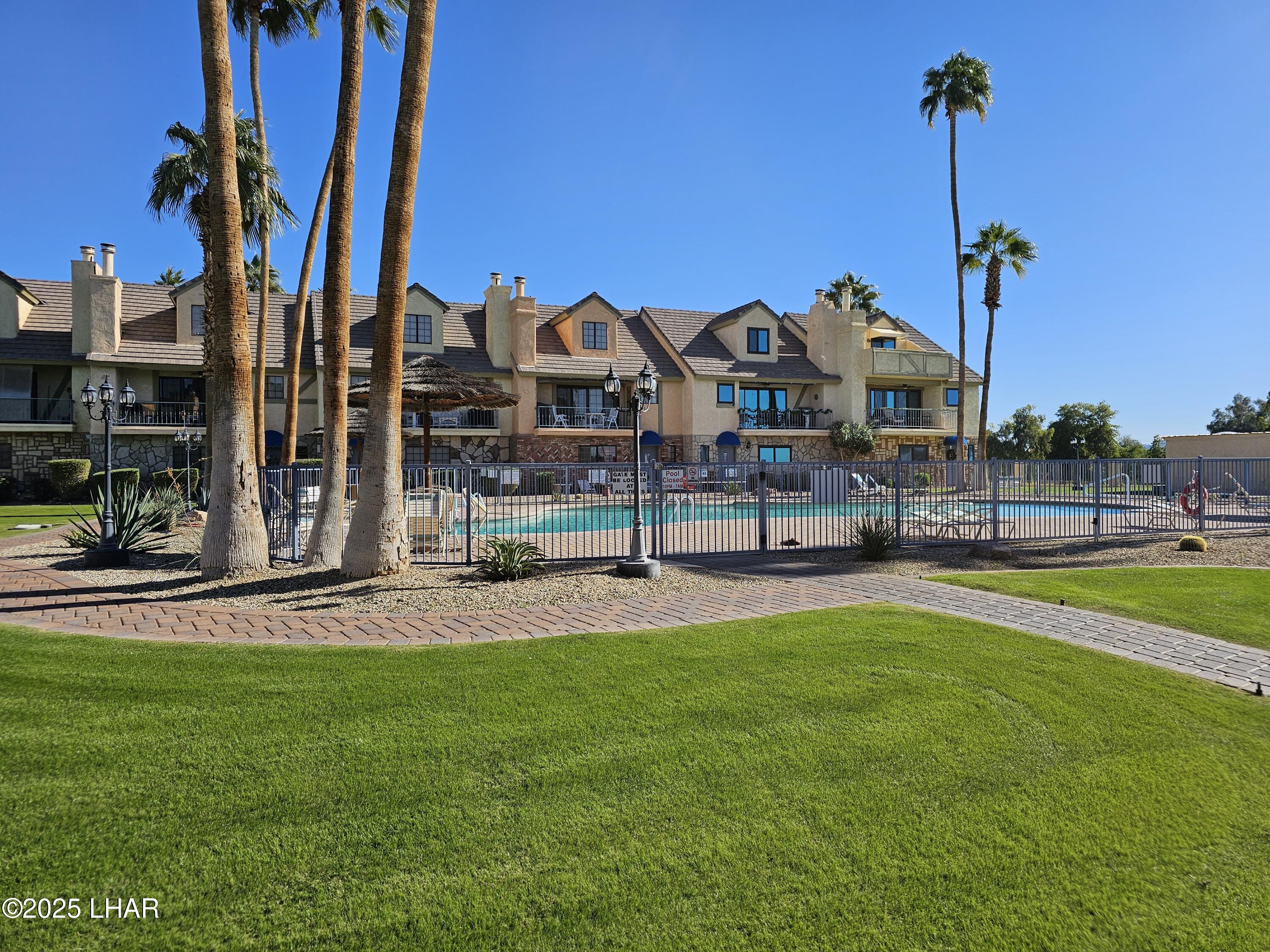 Lake Havasu City, Arizona, 86403, United States, 2 Bedrooms Bedrooms, ,3 BathroomsBathrooms,Residential,For Sale,2001999