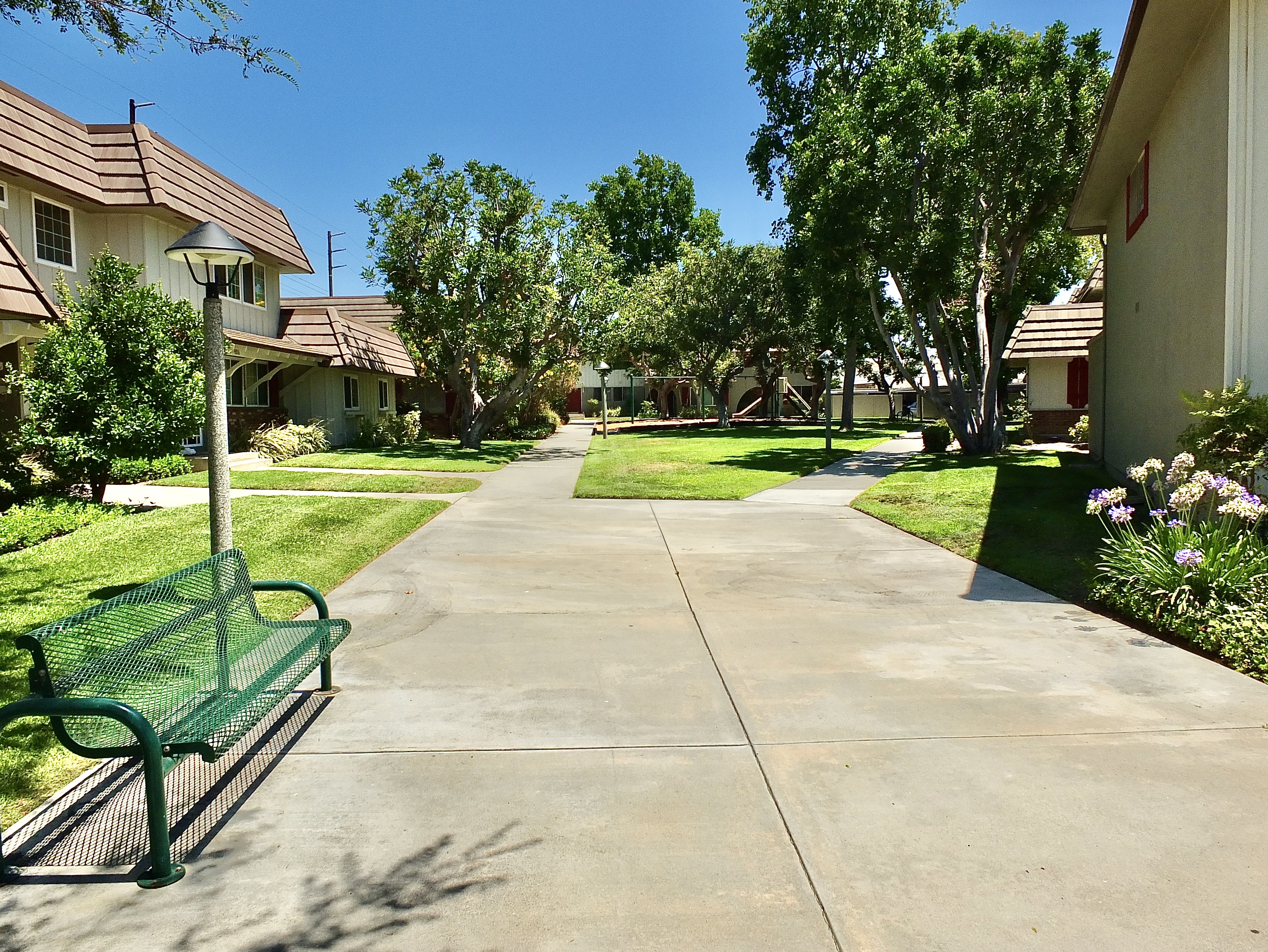 Cypress, California, 90630, United States, 3 Bedrooms Bedrooms, ,1 BathroomBathrooms,Residential,For Sale,1905595