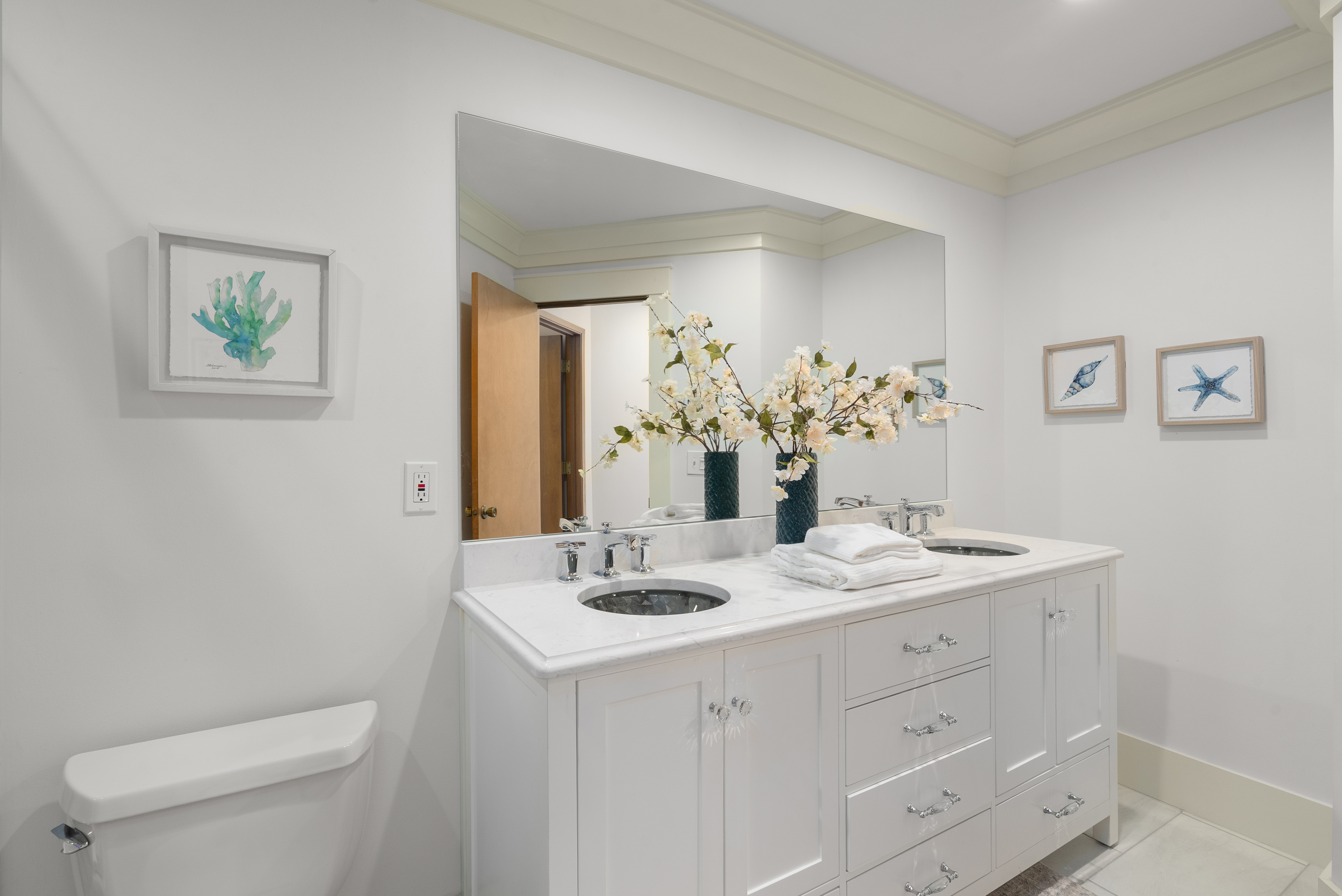  10109 NE Knight Rd, Bainbridge Island, WA 98110 - 物件實景