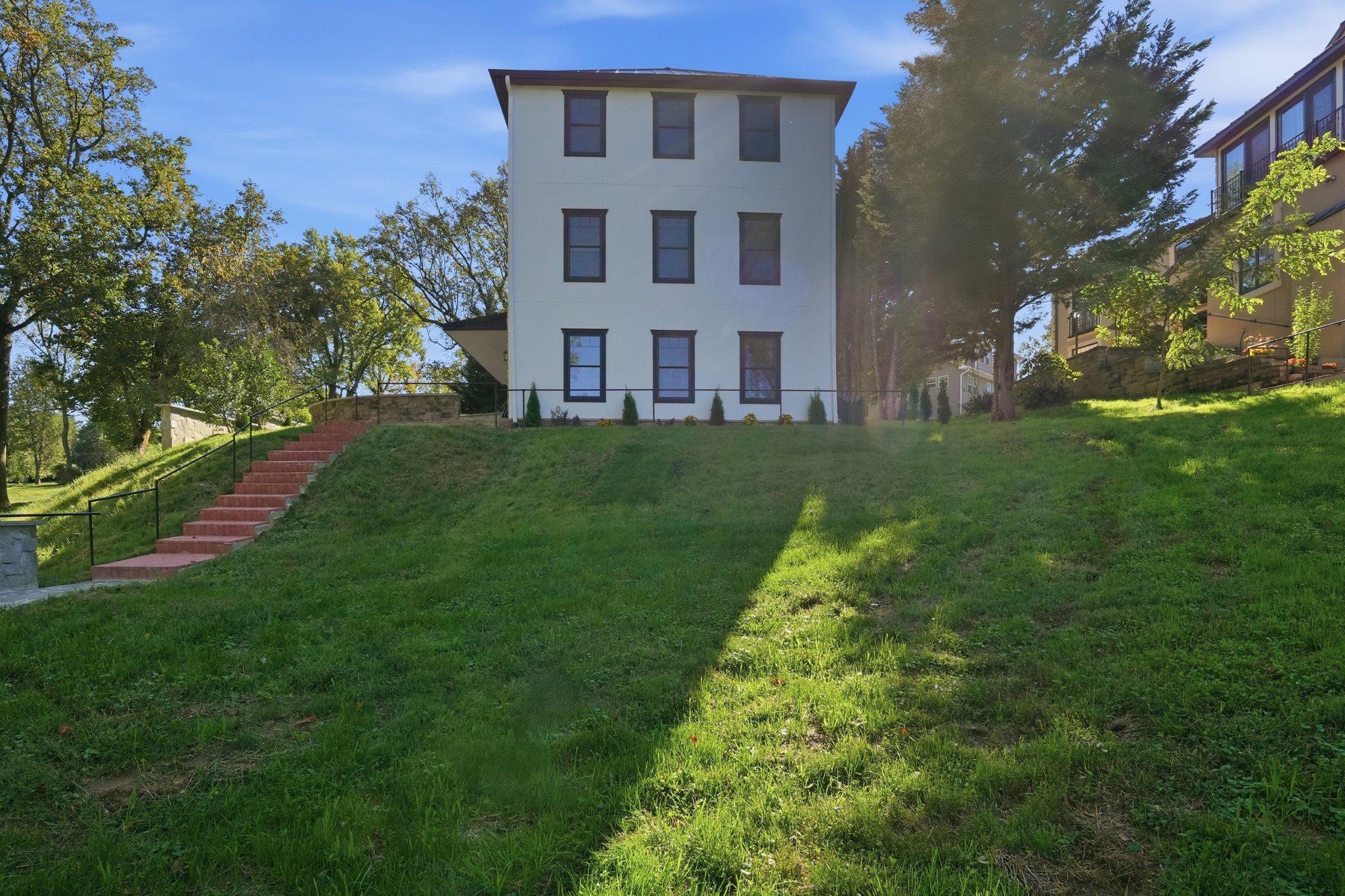  6340 Old Dominion Drive, Mclean, VA, 22101 - 物件實景