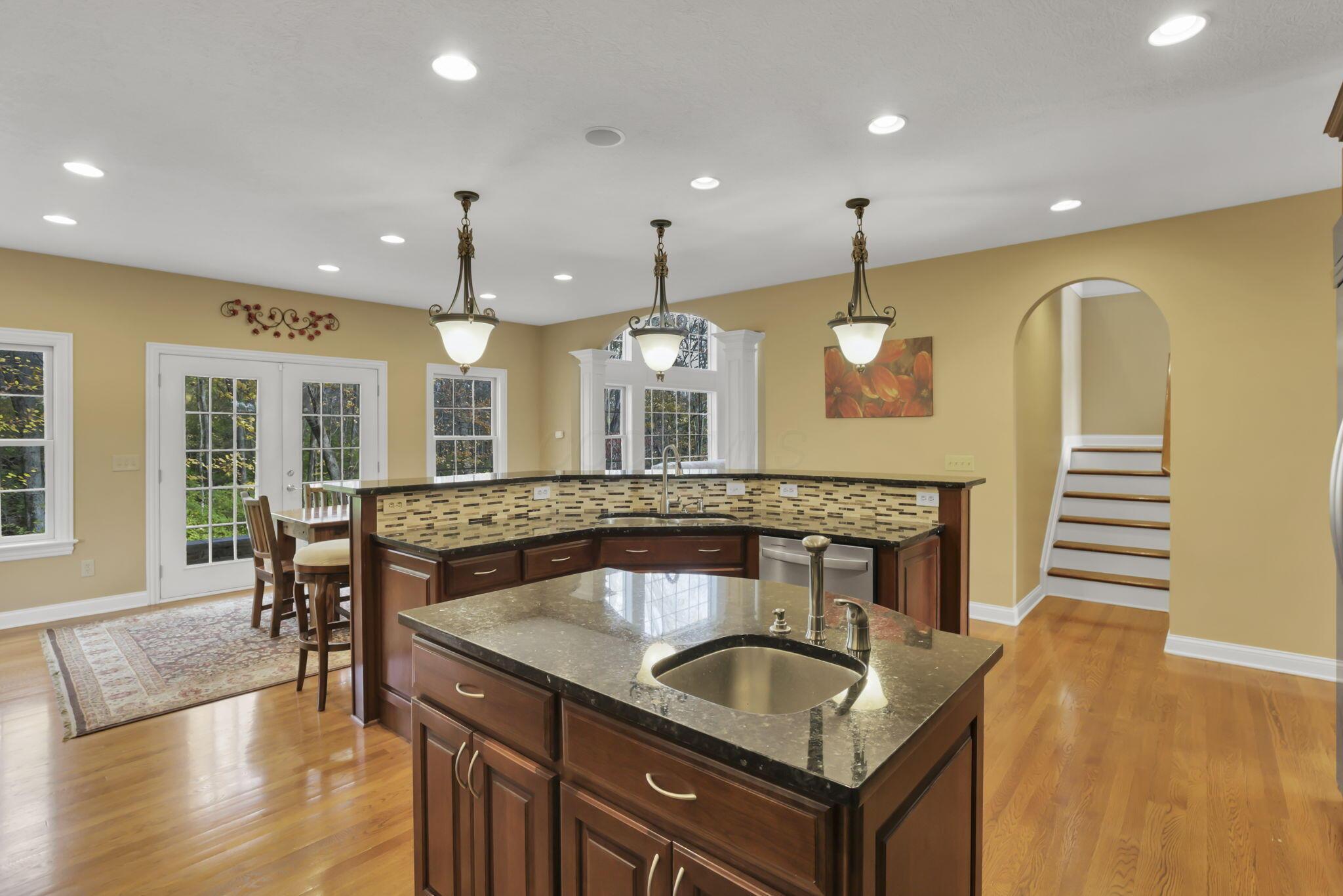 Delaware, Ohio, 43015, United States, 4 Bedrooms Bedrooms, ,4 BathroomsBathrooms,Residential,For Sale,1987027