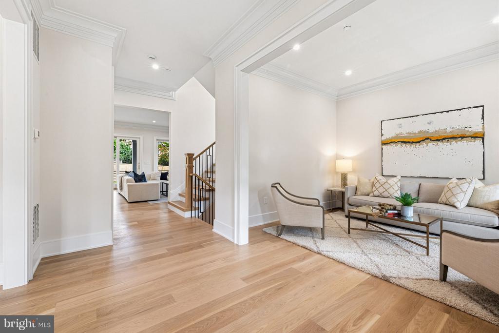 Chevy Chase, Maryland, 20815, United States, 6 Bedrooms Bedrooms, ,7 BathroomsBathrooms,Residential,For Sale,1976530