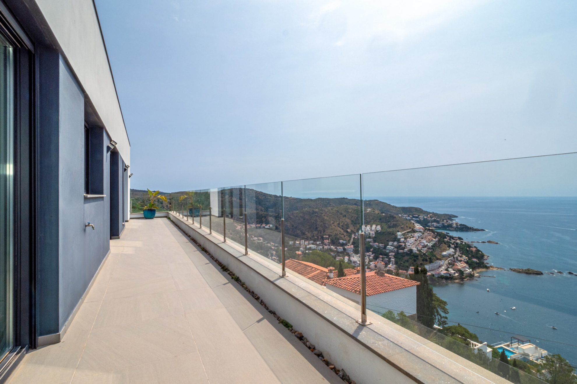  Exclusive modern villa with stunning views of the bay of Roses - 物件實景