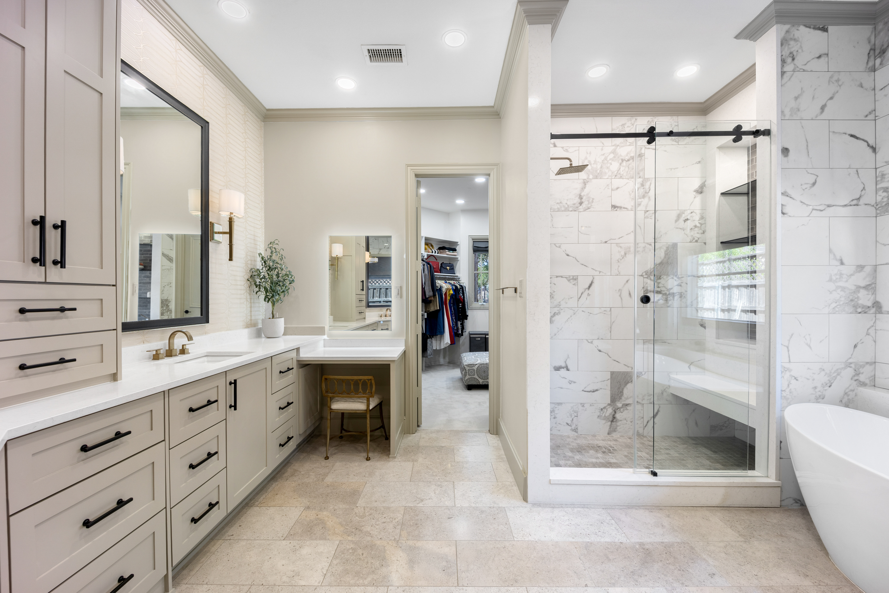  Updated European Transitional in the heart of Preston Hollow - 物件實景