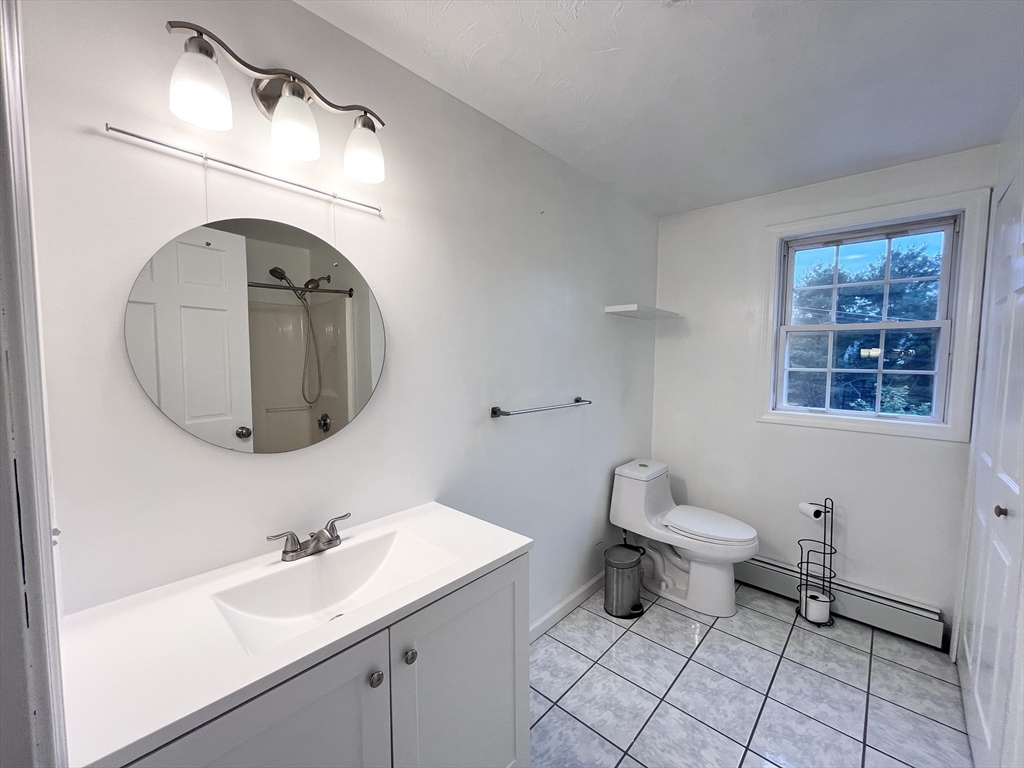 Fitchburg, Massachusetts, 01420, United States, 3 Bedrooms Bedrooms, ,3 BathroomsBathrooms,Residential,For Sale,1980272