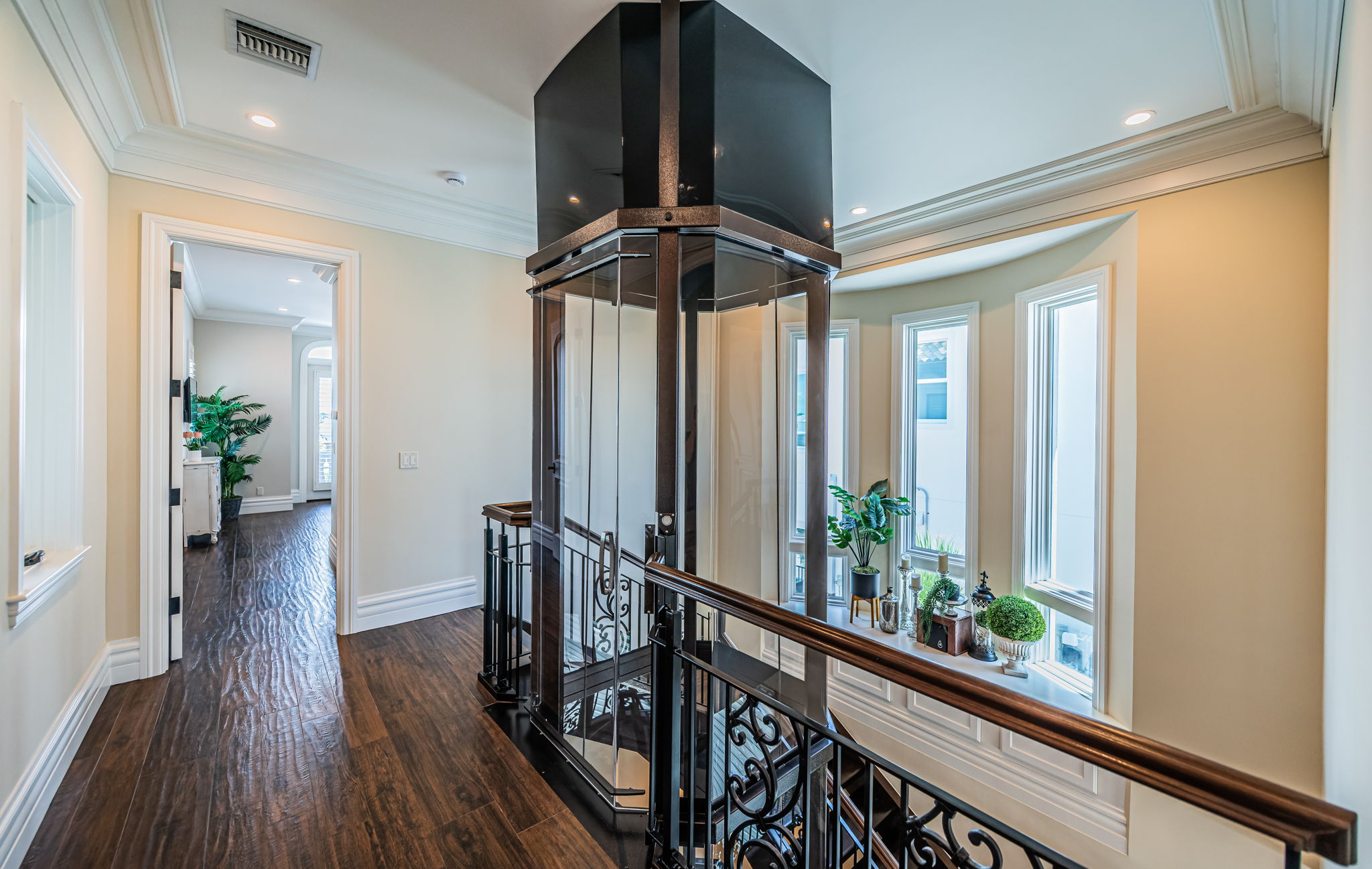 Redington Shores, Florida, 33708, United States, 5 Bedrooms Bedrooms, ,6 BathroomsBathrooms,Residential,For Sale,1921894