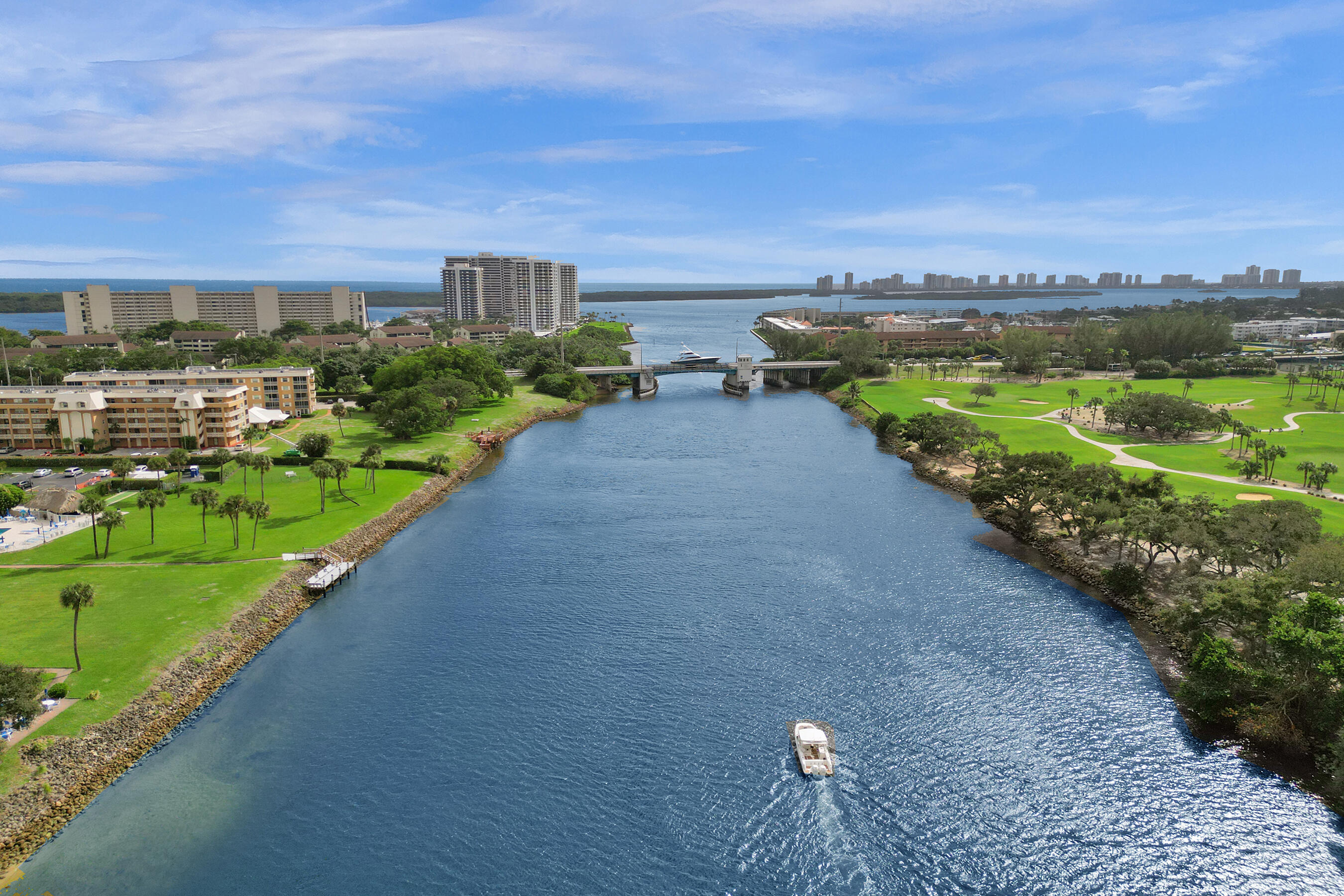 North Palm Beach, Florida, 33408, United States, 2 Bedrooms Bedrooms, ,2 BathroomsBathrooms,Residential,For Sale,1940741