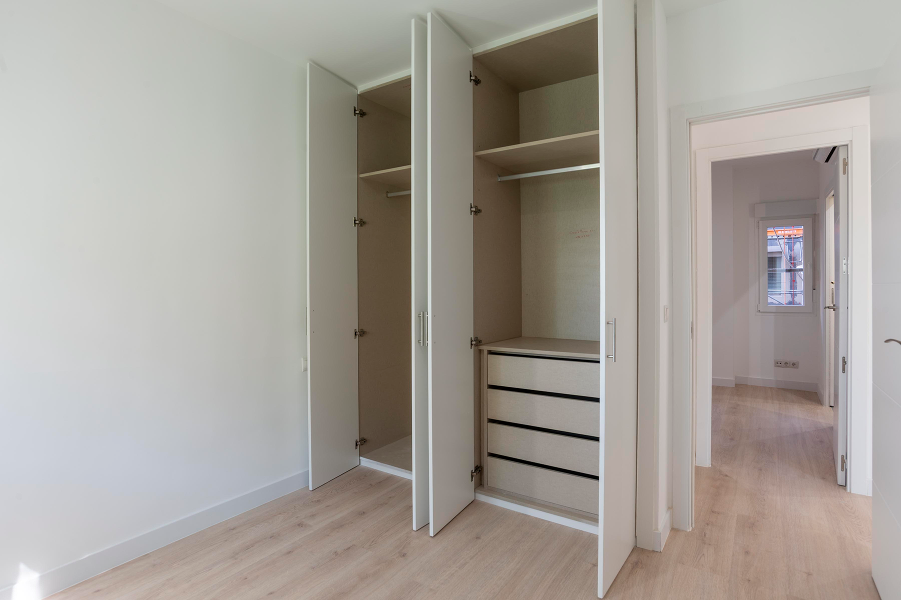  Fully renovated flat, ready to move in with terrace - 物件實景