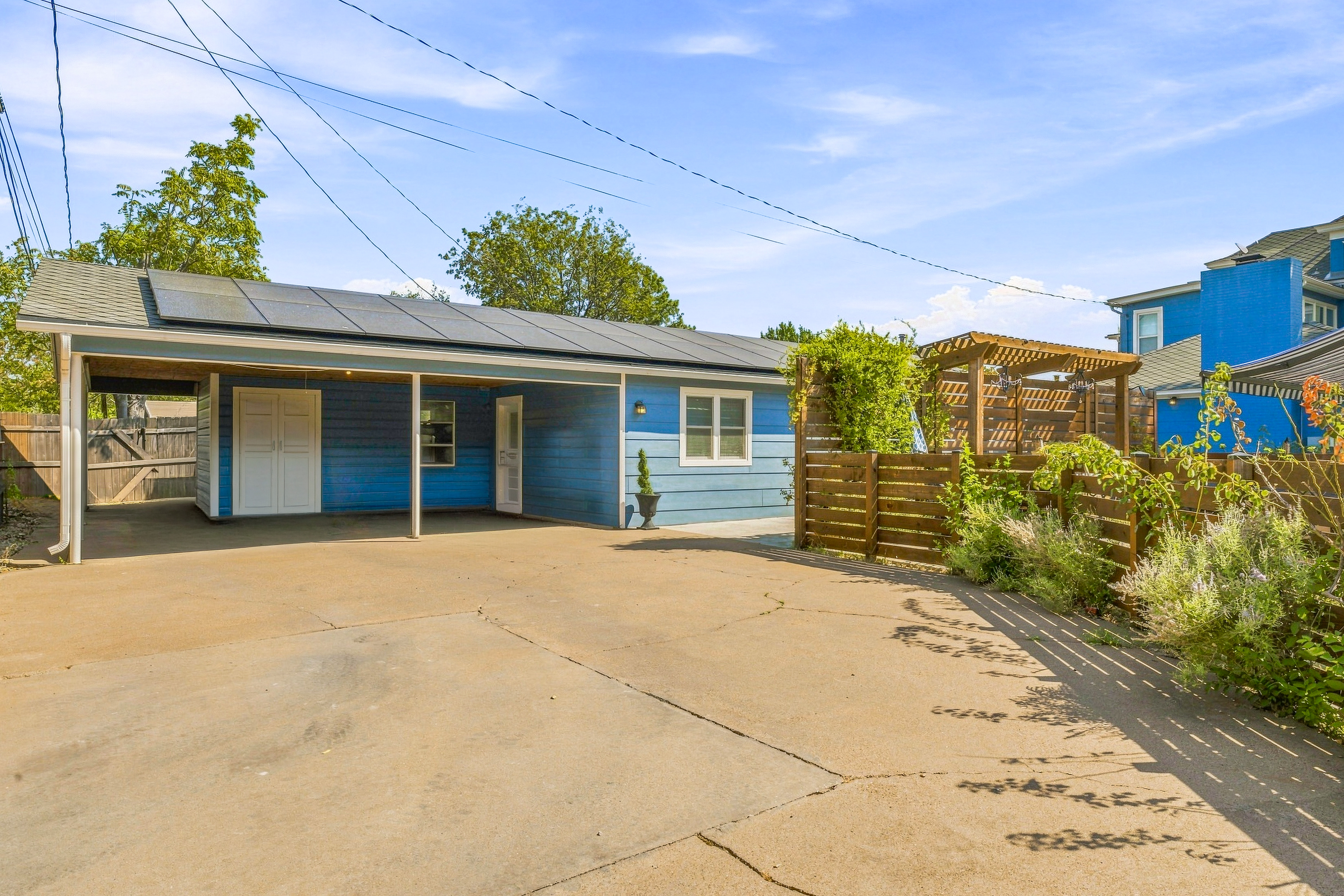  730 Virginia Street, Graham, TX, 76450 - 物件實景