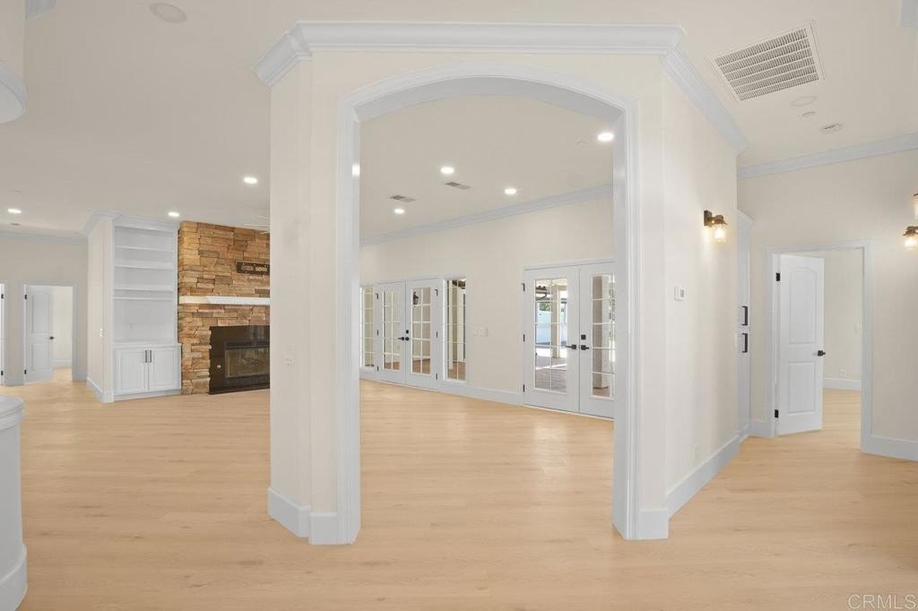Alpine, California, 91901, United States, 4 Bedrooms Bedrooms, ,4 BathroomsBathrooms,Residential,For Sale,1905868