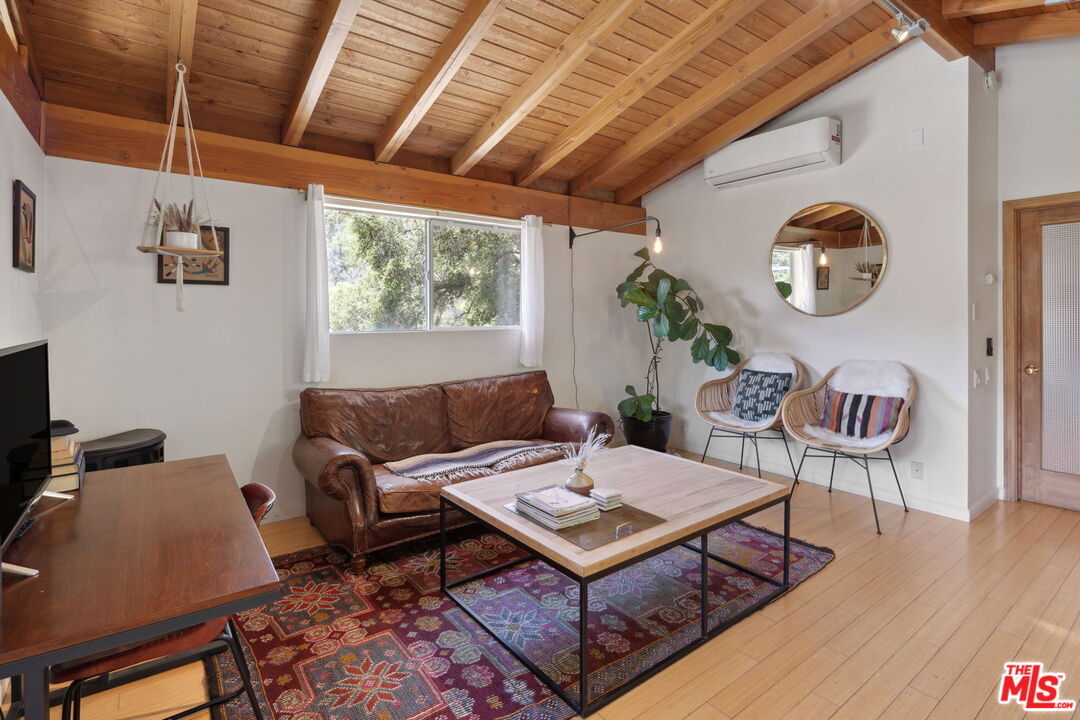 Topanga, California, 90290, United States, 4 Bedrooms Bedrooms, ,3 BathroomsBathrooms,Residential,For Sale,1795536