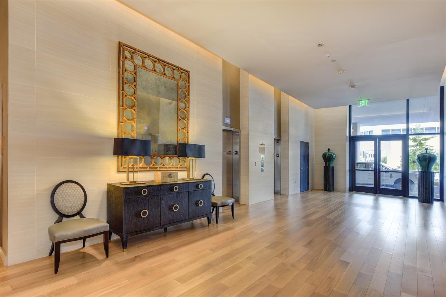 Sacramento, California, 95814, United States, 2 Bedrooms Bedrooms, ,3 BathroomsBathrooms,Residential,For Sale,1905892