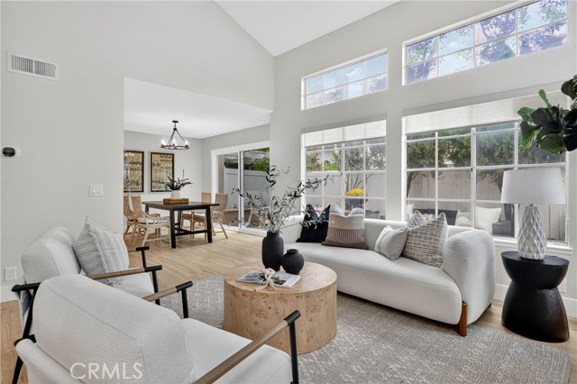 Rancho Santa Margarita, California, 92688, United States, 3 Bedrooms Bedrooms, ,3 BathroomsBathrooms,Residential,For Sale,1983487