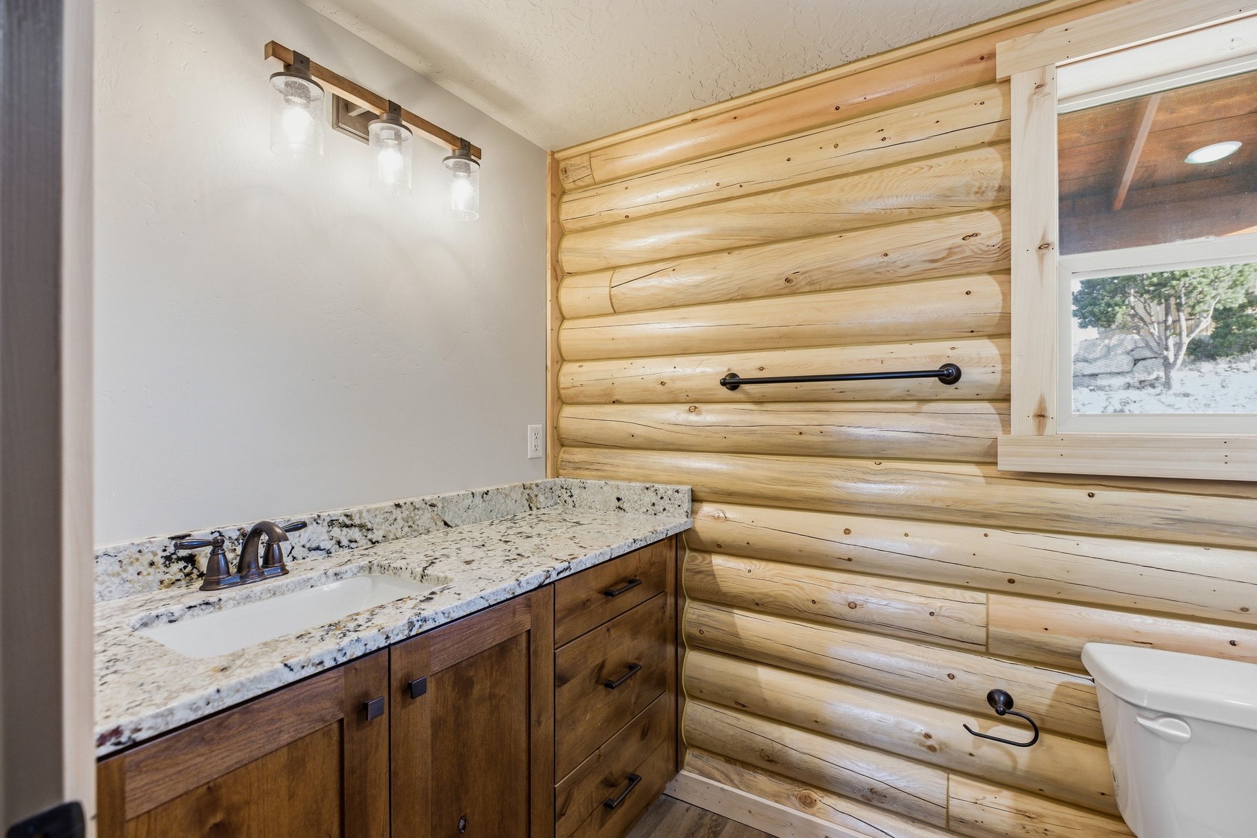  Cedar Highlands Cabin With Stunning Views - 物件實景