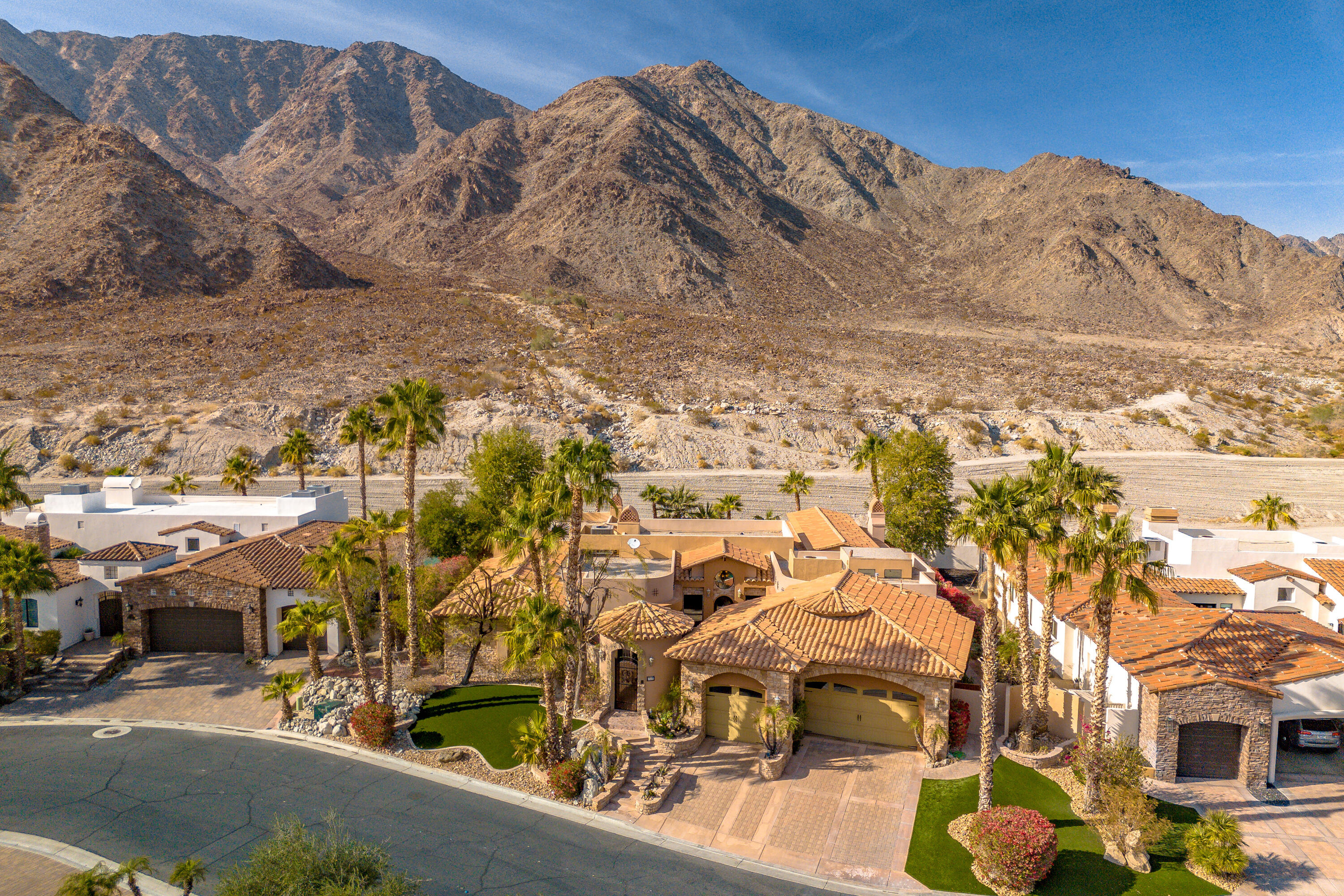 La Quinta, California, 92253, United States, 4 Bedrooms Bedrooms, ,4 BathroomsBathrooms,Residential,For Sale,1940947