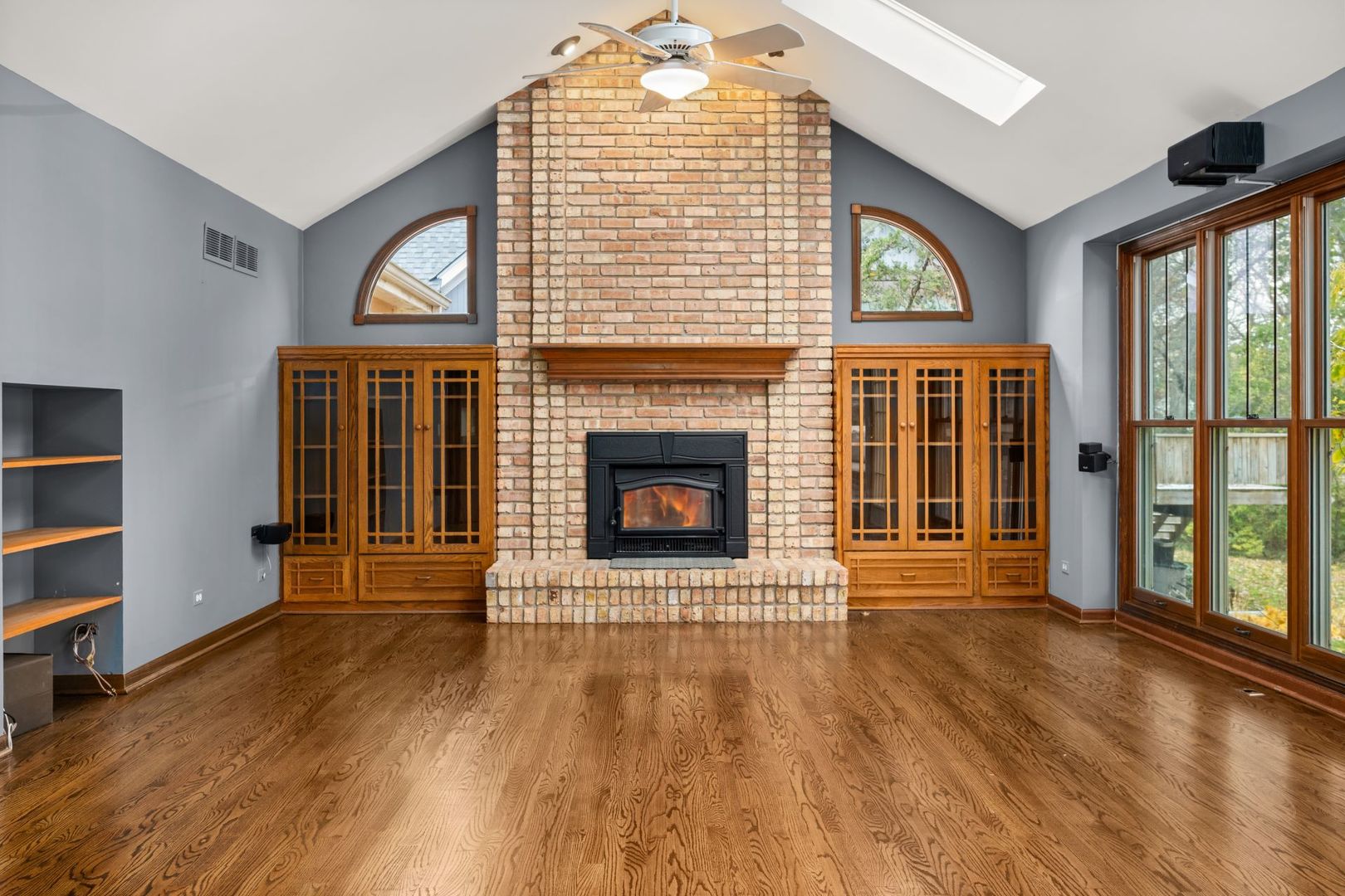 West Chicago, Illinois, 60185, United States, 4 Bedrooms Bedrooms, ,4 BathroomsBathrooms,Residential,For Sale,1991101