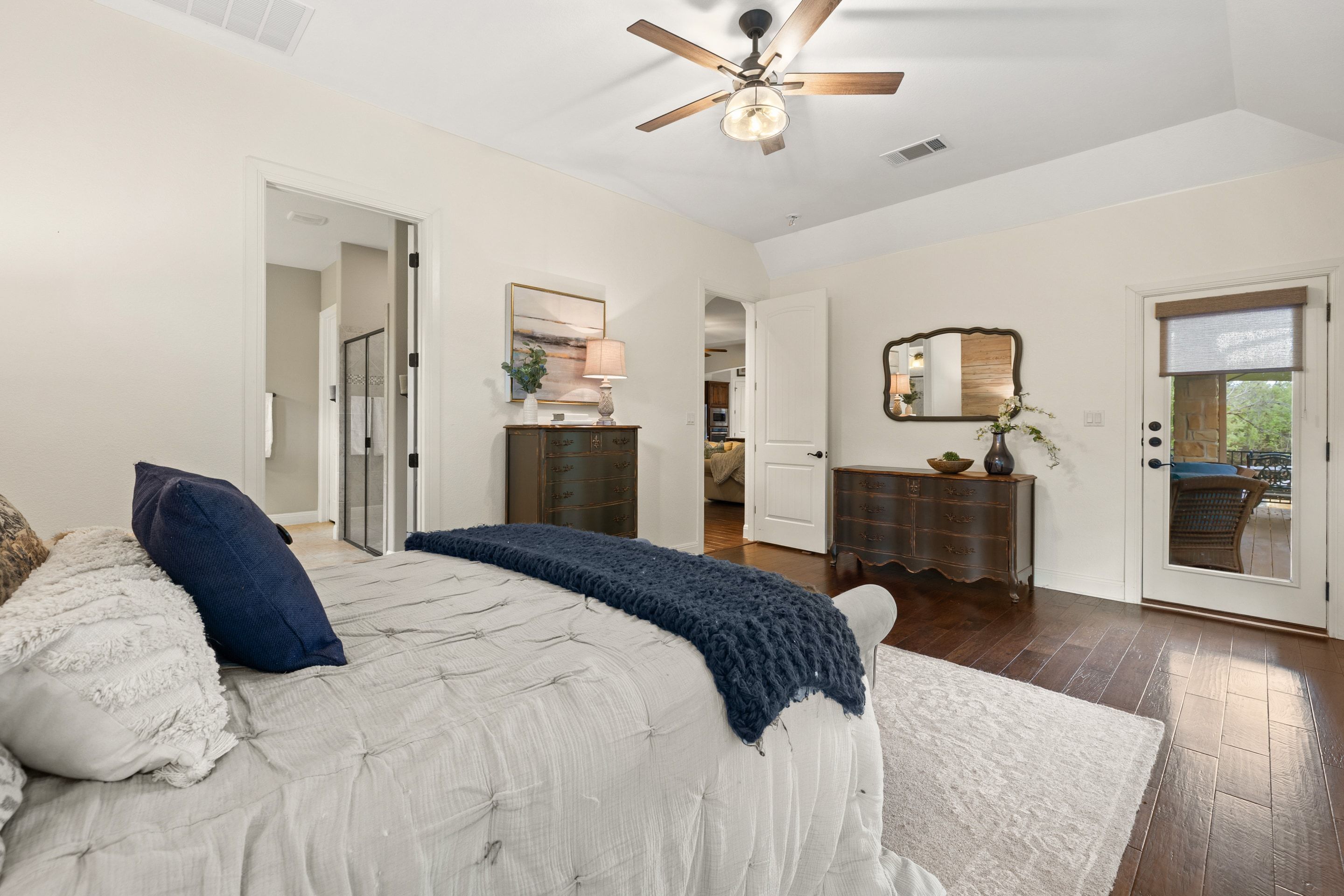  Refined Rocky Creek Living with Private Backyard Oasis - 物件實景