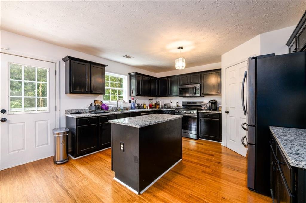 Lawrenceville, Georgia, 30046, United States, 5 Bedrooms Bedrooms, ,4 BathroomsBathrooms,Residential,For Sale,1934412