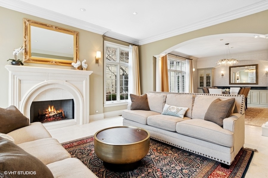 Wayne, Illinois, 60184, United States, 5 Bedrooms Bedrooms, ,7 BathroomsBathrooms,Residential,For Sale,2006495