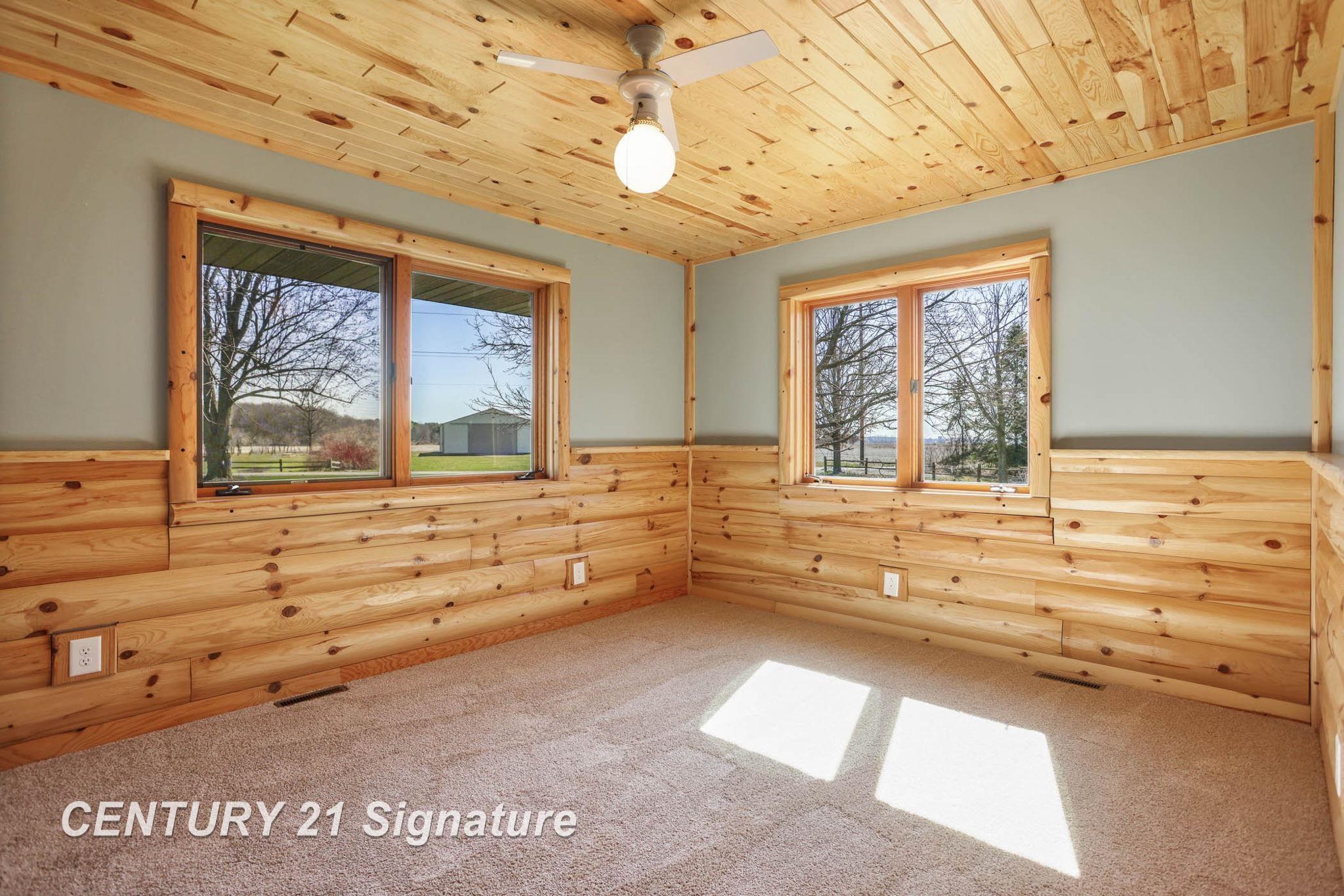 Hemlock, Michigan, 48626, United States, 6 Bedrooms Bedrooms, ,5 BathroomsBathrooms,Residential,For Sale,1984080