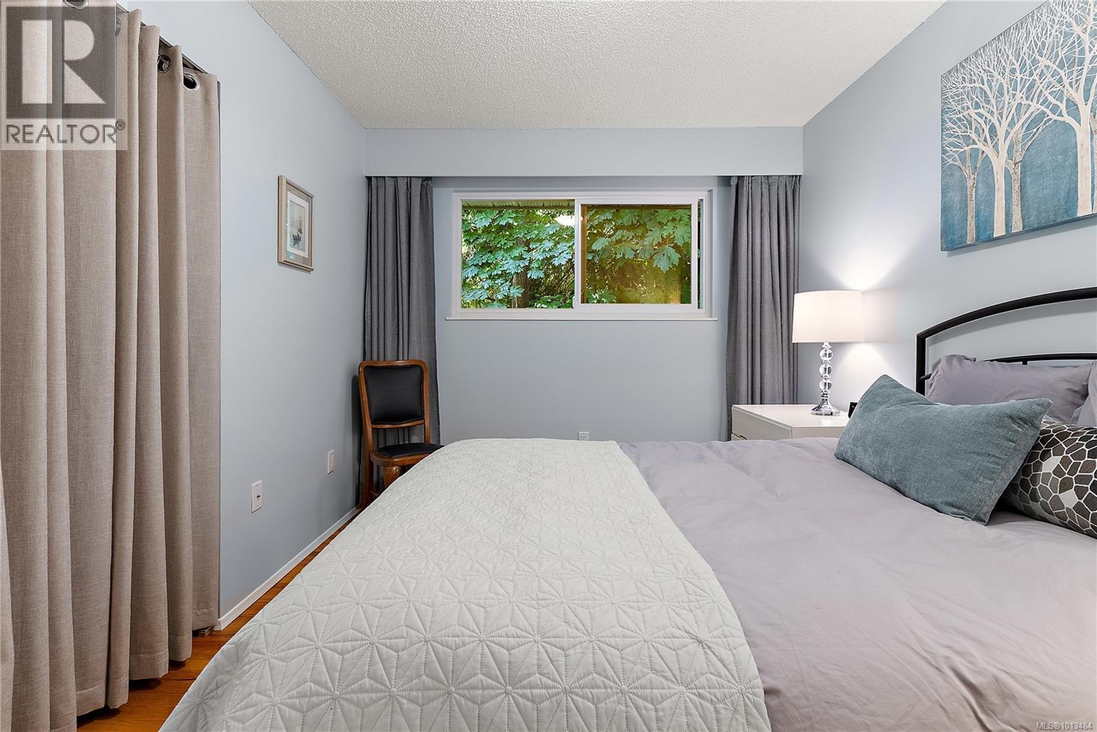 NORTH SAANICH, British Columbia, V8L 5J4, CA, 5 Bedrooms Bedrooms, ,3 BathroomsBathrooms,Residential,For Sale,1949643