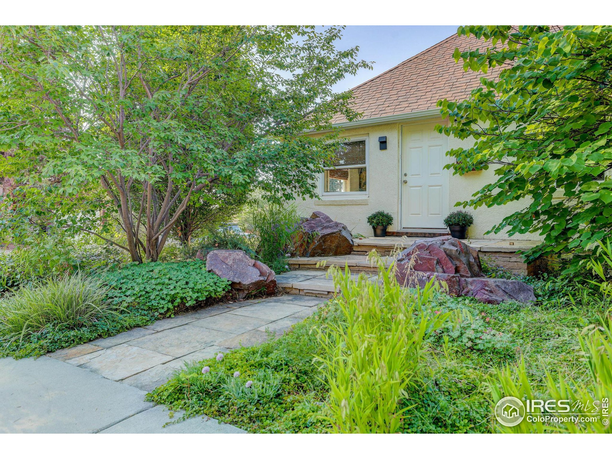 Longmont, Colorado, 80501, United States, 3 Bedrooms Bedrooms, ,1 BathroomBathrooms,Residential,For Sale,1954839