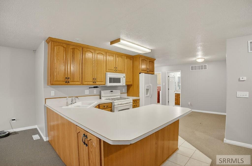 POCATELLO, Idaho, 83202, United States, 6 Bedrooms Bedrooms, ,4 BathroomsBathrooms,Residential,For Sale,1977598