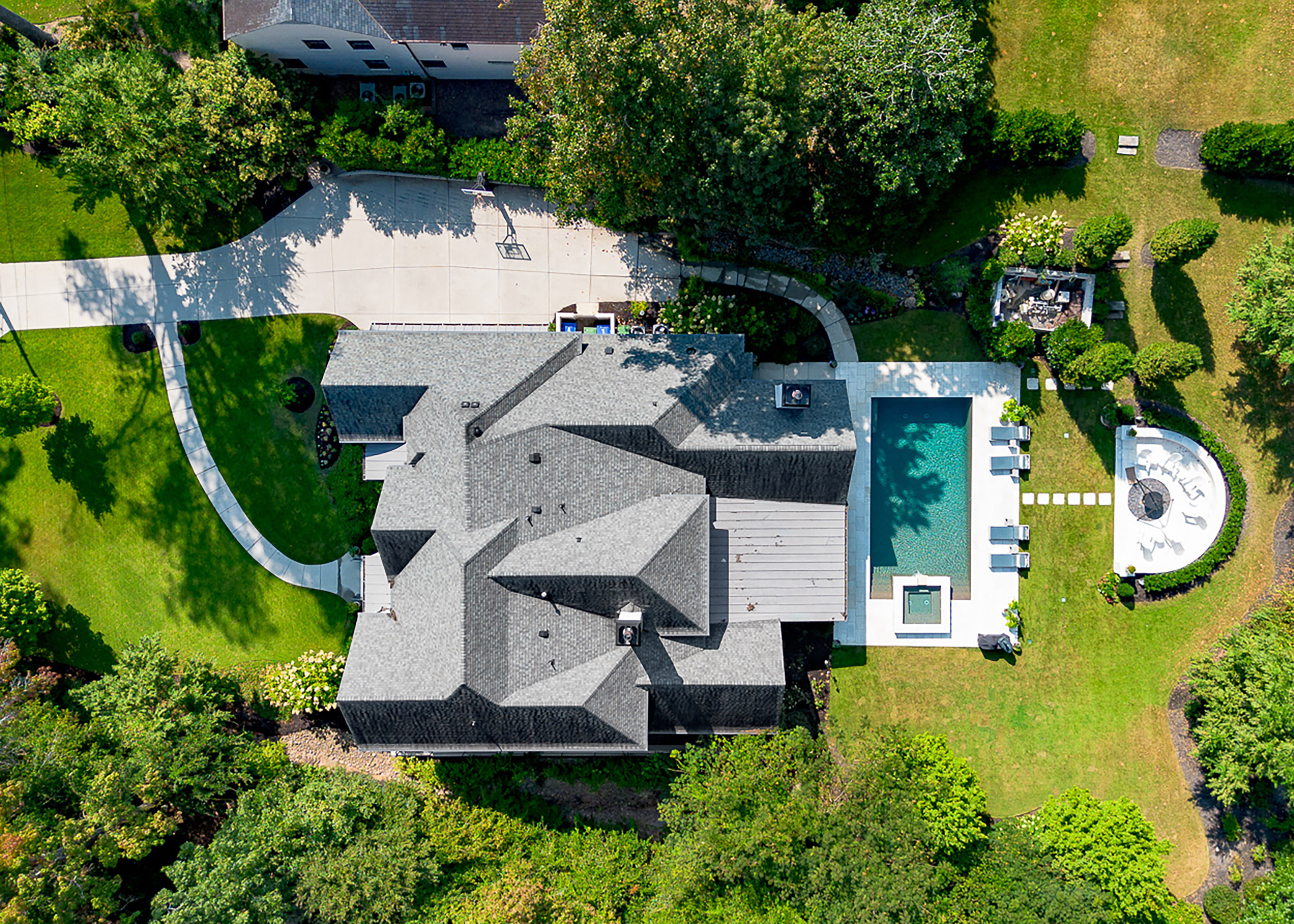  Timeless Elegance in Historic Brookhaven - 物件實景