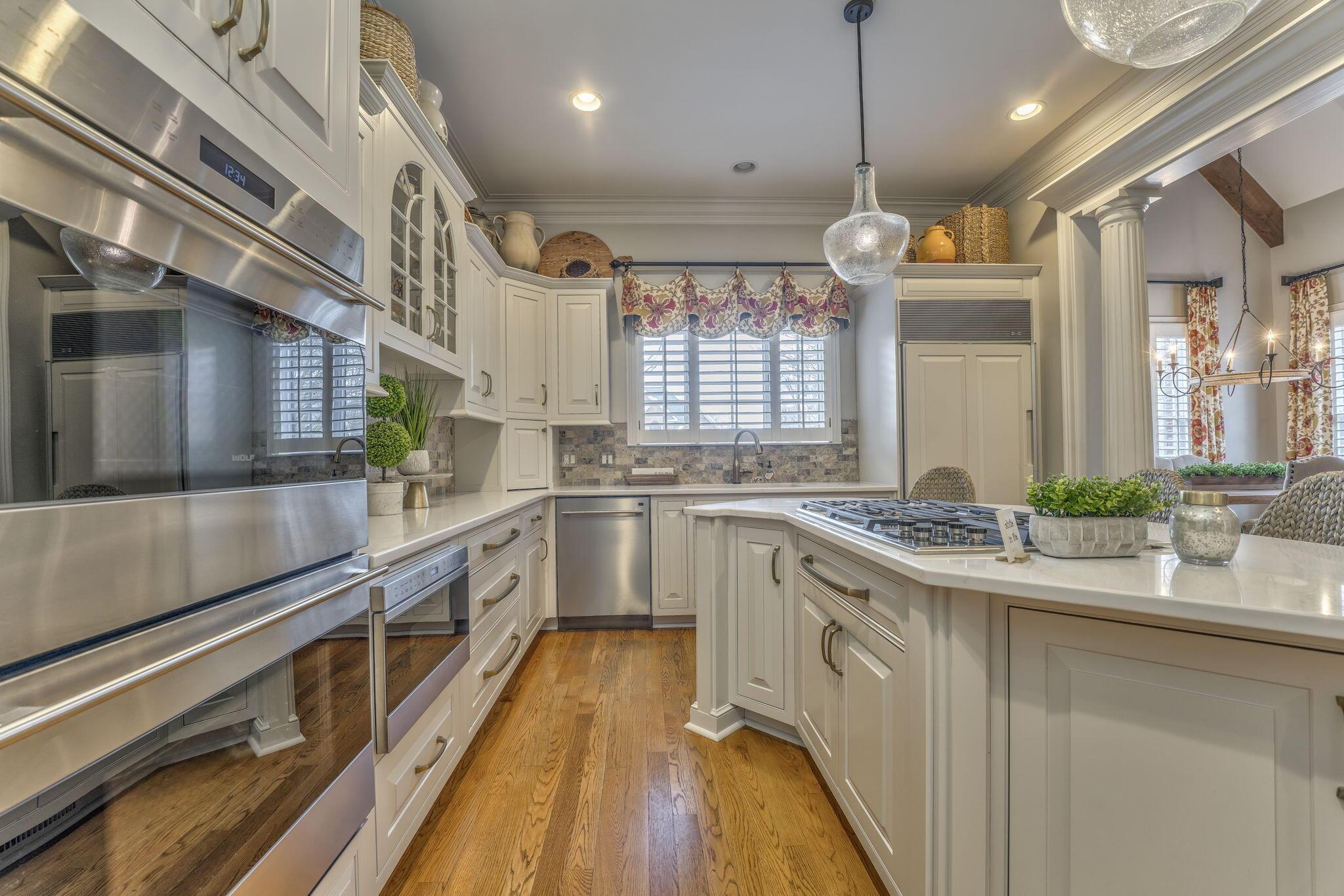 Dalton, Georgia, 30720, United States, 5 Bedrooms Bedrooms, ,7 BathroomsBathrooms,Residential,For Sale,1728707