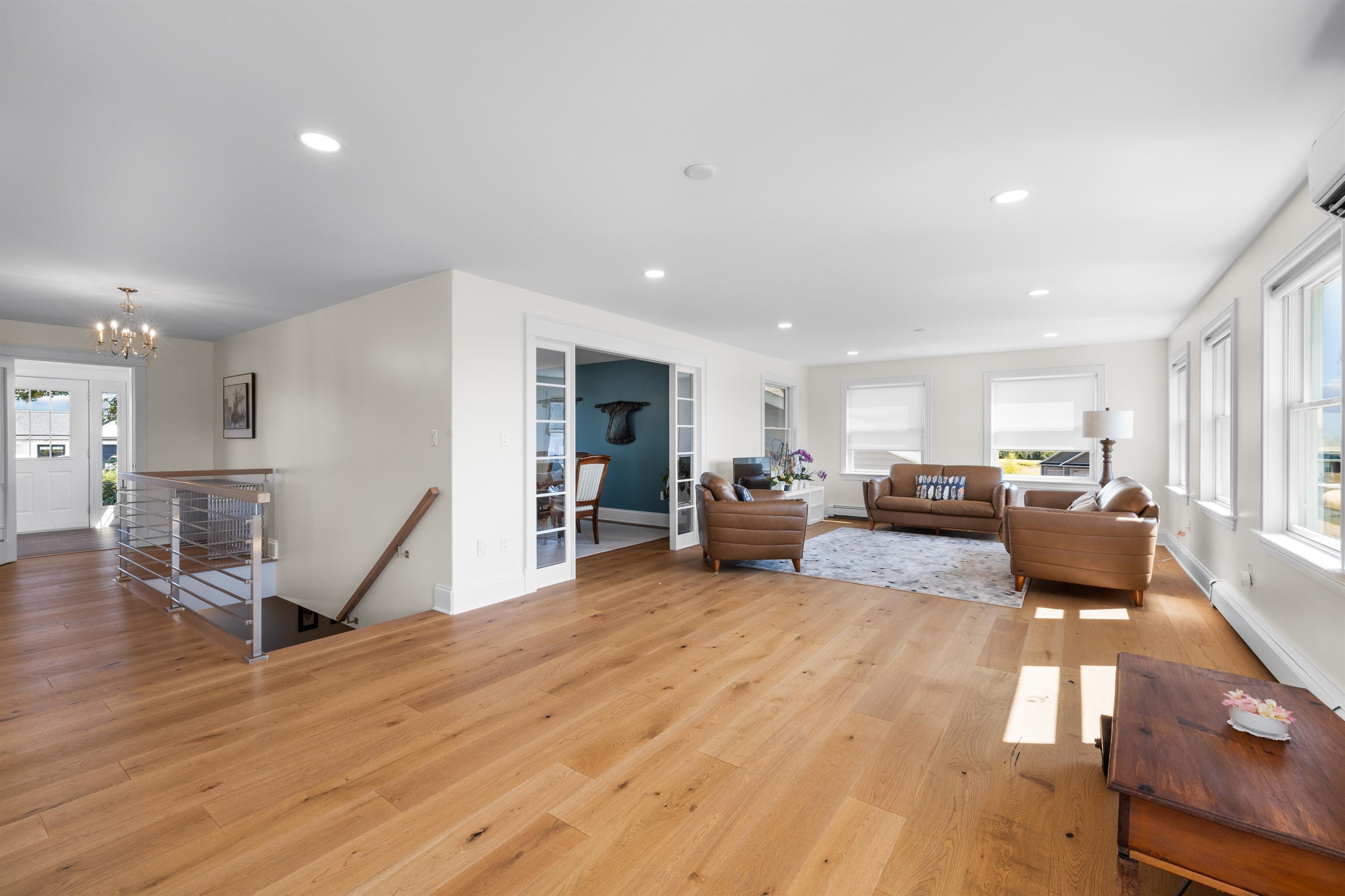 STRATFORD, Prince Edward Island, C1B 0J7, CA, 7 Bedrooms Bedrooms, ,4 BathroomsBathrooms,Residential,For Sale,1949695