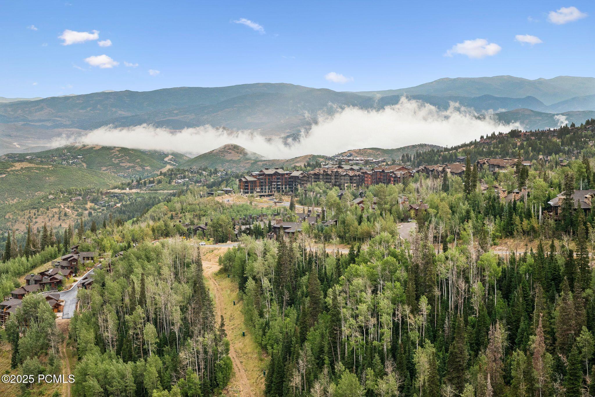 Park City, Utah, 84060, United States, 4 Bedrooms Bedrooms, ,5 BathroomsBathrooms,Residential,For Sale,1934666