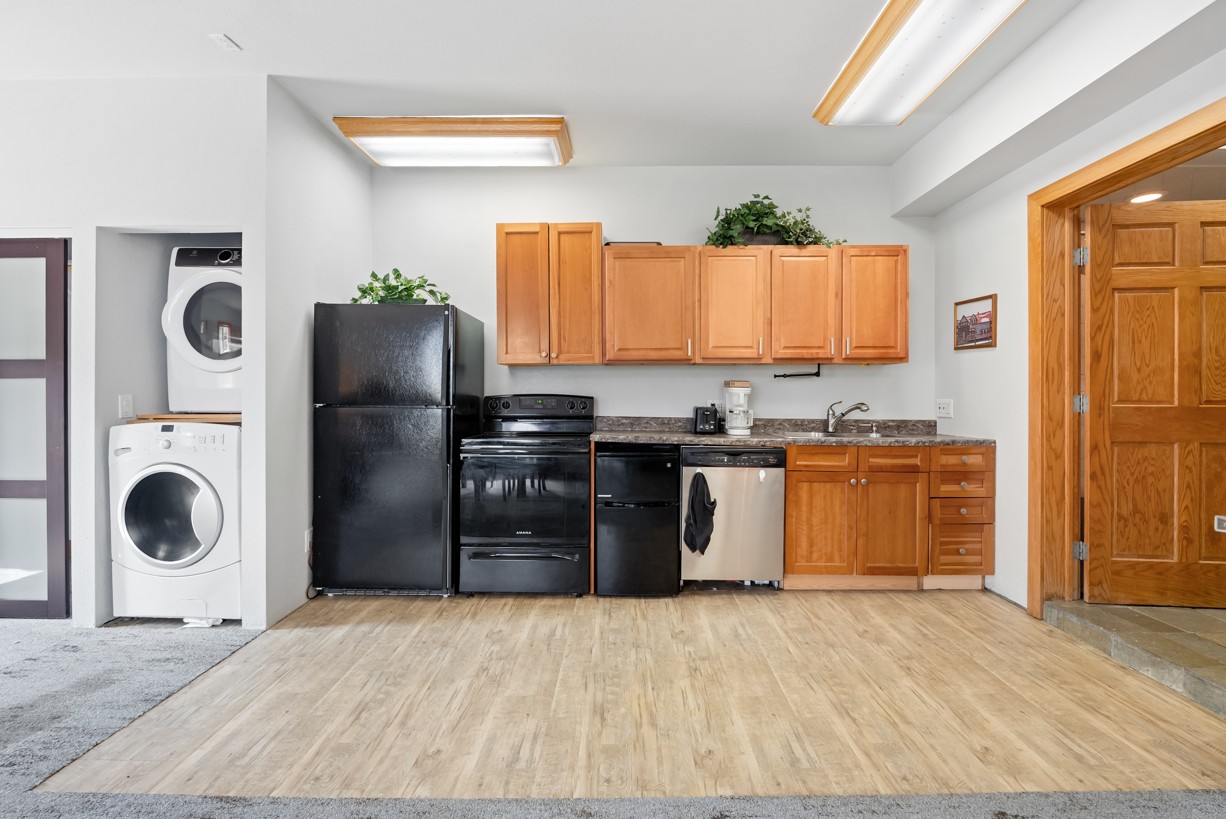  Welcome to One of Summit County