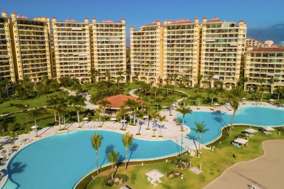 Paseo de la Marina, Puerto Vallarta, Jalisco, 48335, Mexico, 3 Bedrooms Bedrooms, ,3 BathroomsBathrooms,Residential,For Sale,Paseo de la Marina,1620972