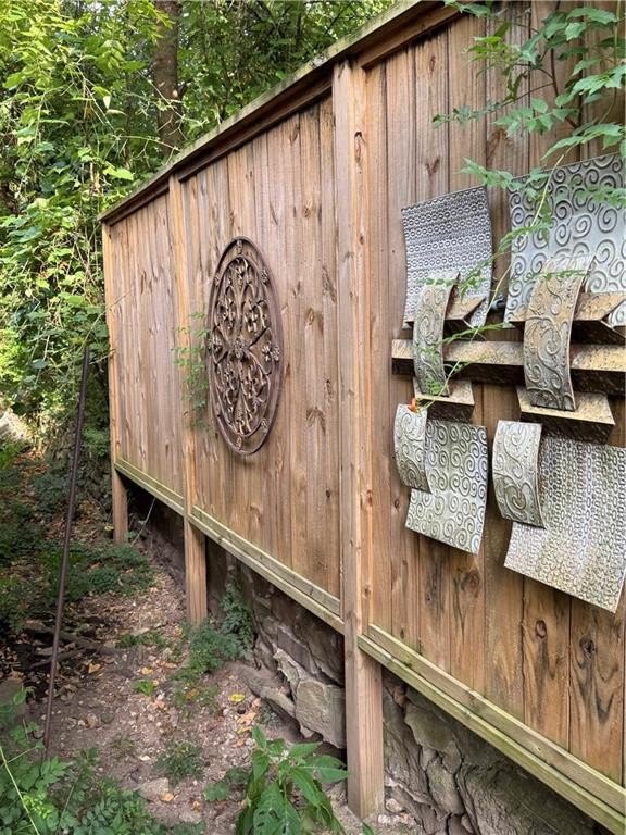 Fayetteville, Arkansas, 72701, United States, 2 Bedrooms Bedrooms, ,2 BathroomsBathrooms,Residential,For Sale,1980541