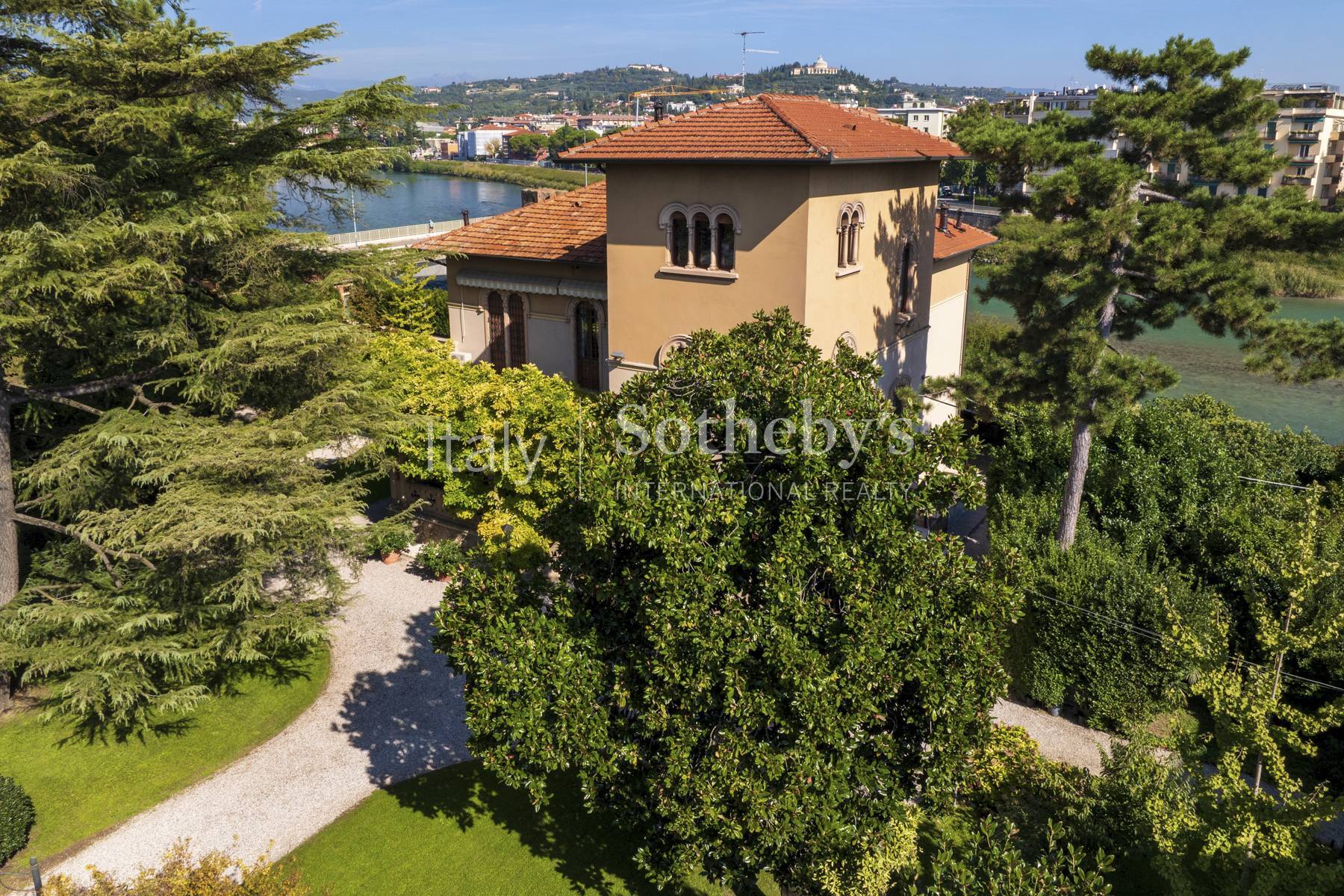  Prestigious Art Nouveau villa overlooking the Adige river - 物件實景