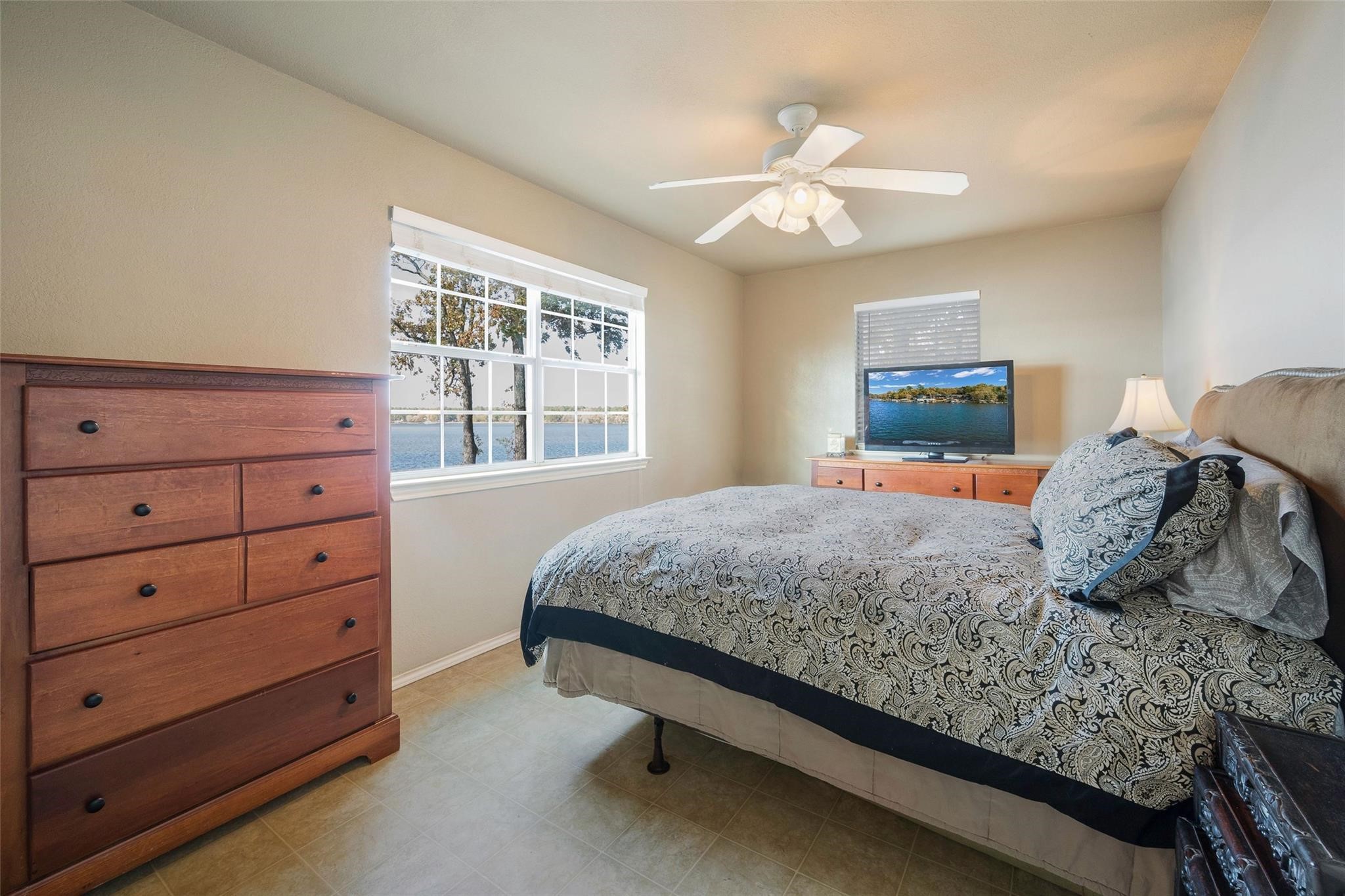 Quitman, Texas, 75783, United States, 5 Bedrooms Bedrooms, ,2 BathroomsBathrooms,Residential,For Sale,1723436