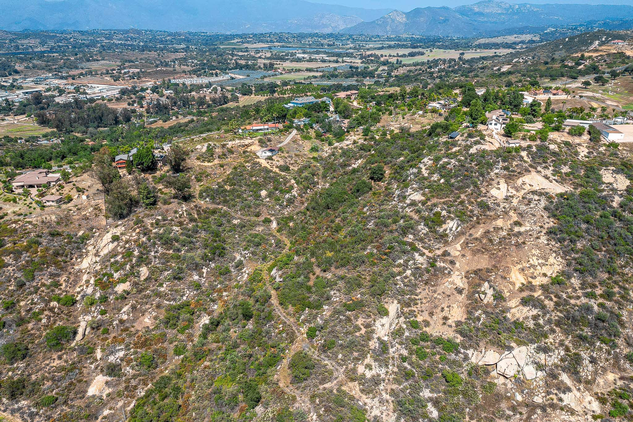  14043 Calle De Vista, Valley Center, CA 92082 - 物件實景