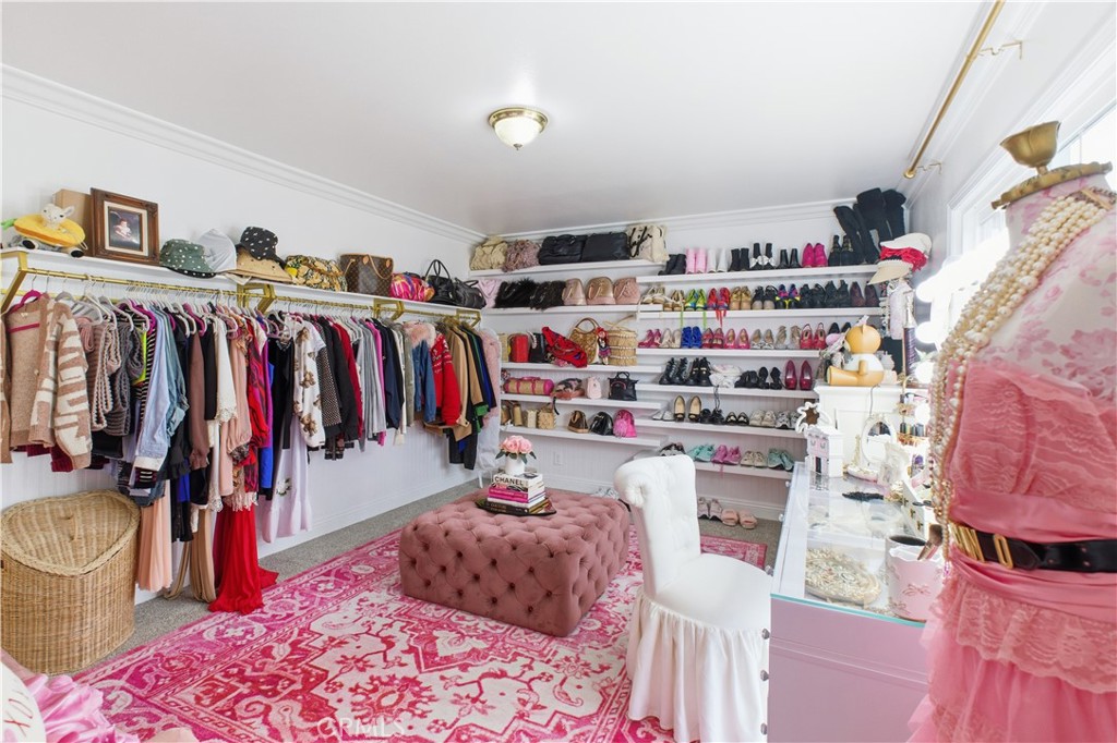 Simi Valley, California, 93063, United States, 3 Bedrooms Bedrooms, ,2 BathroomsBathrooms,Residential,For Sale,2006208