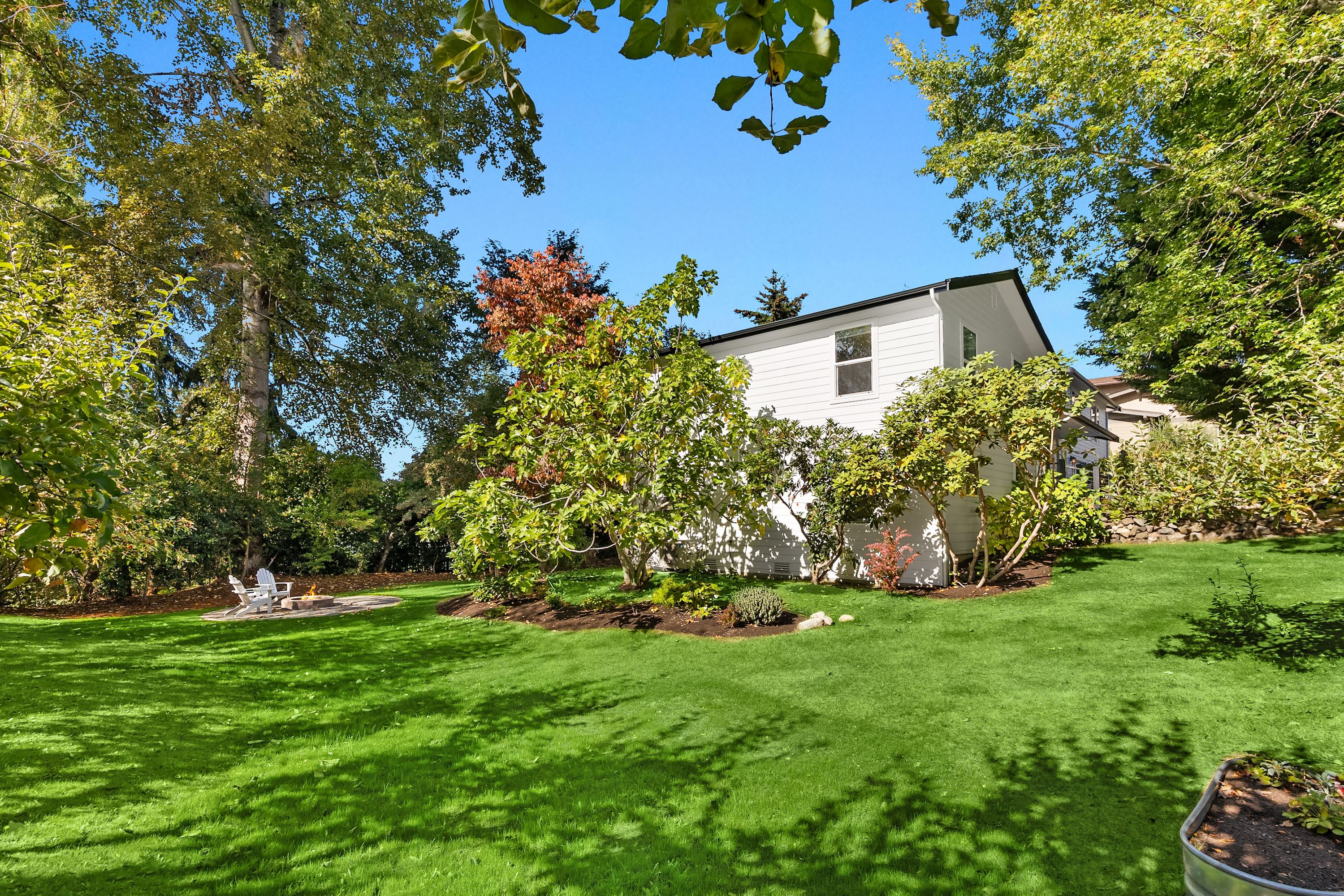  689 Pierce Court Northwest, Bainbridge Island, WA 98110 - 物件實景