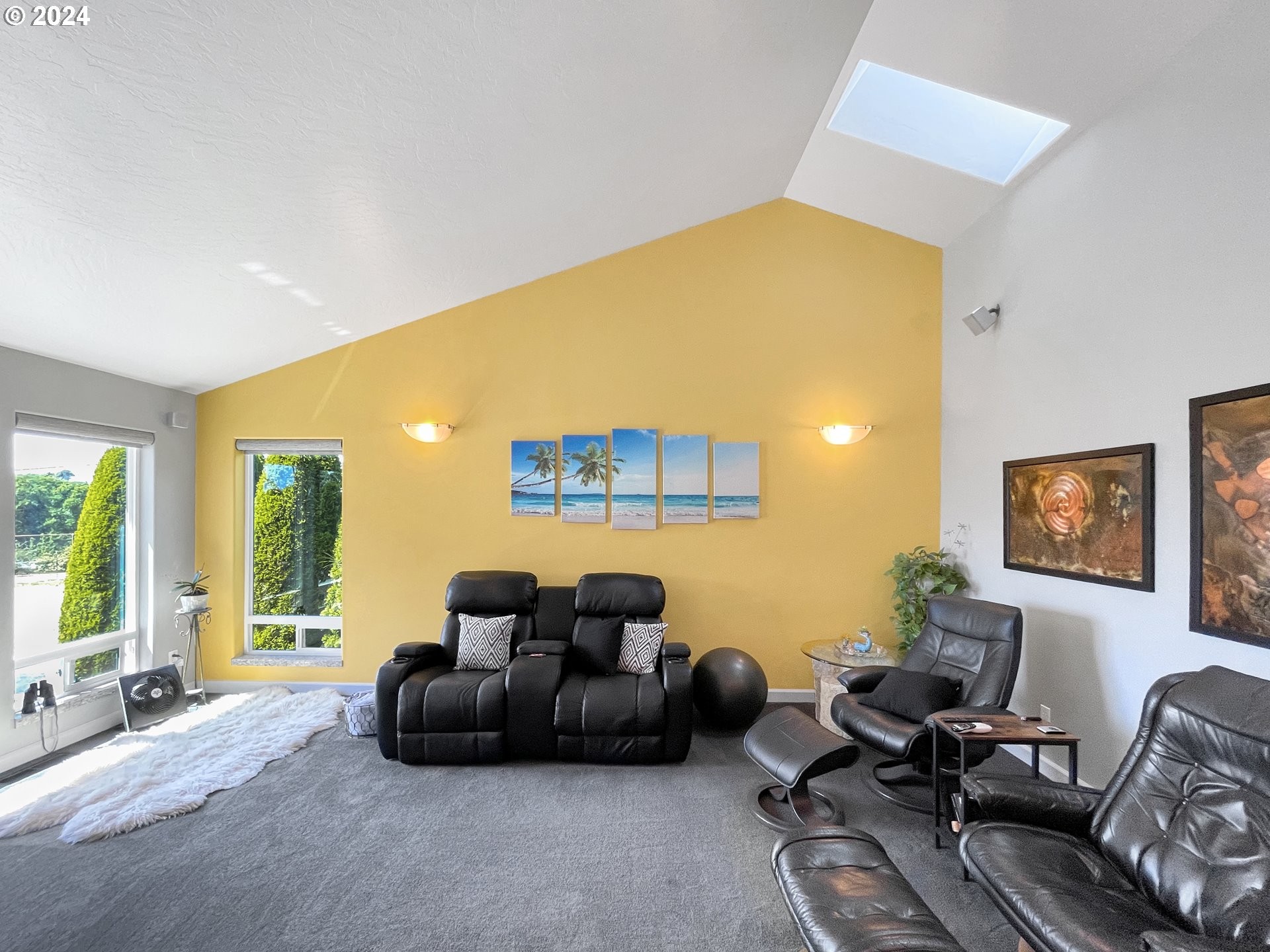 Brookings, Oregon, 97415, United States, ,Residential,For Sale,1983733