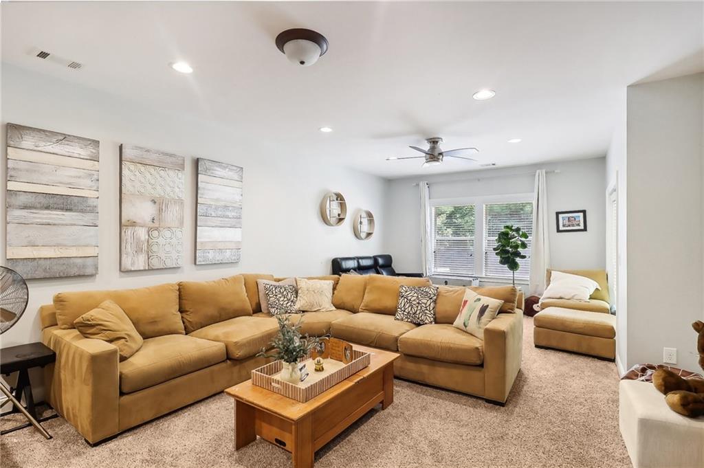 Atlanta, Georgia, 30339, United States, 3 Bedrooms Bedrooms, ,4 BathroomsBathrooms,Residential,For Sale,2003364