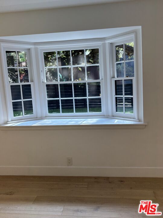 Santa Monica, California, 90402, United States, 3 Bedrooms Bedrooms, ,2 BathroomsBathrooms,Residential,For Sale,2003042