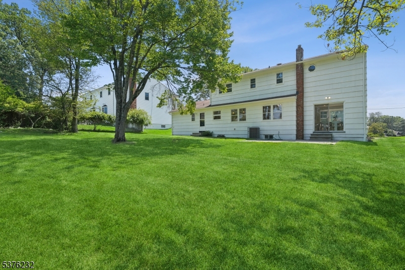 West Orange Twp., New Jersey, 07052, United States, 4 Bedrooms Bedrooms, ,3 BathroomsBathrooms,Residential,For Sale,1918388