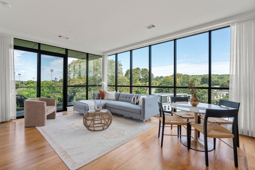 Boston, Massachusetts, 02130, United States, 2 Bedrooms Bedrooms, ,2 BathroomsBathrooms,Residential,For Sale,1940370