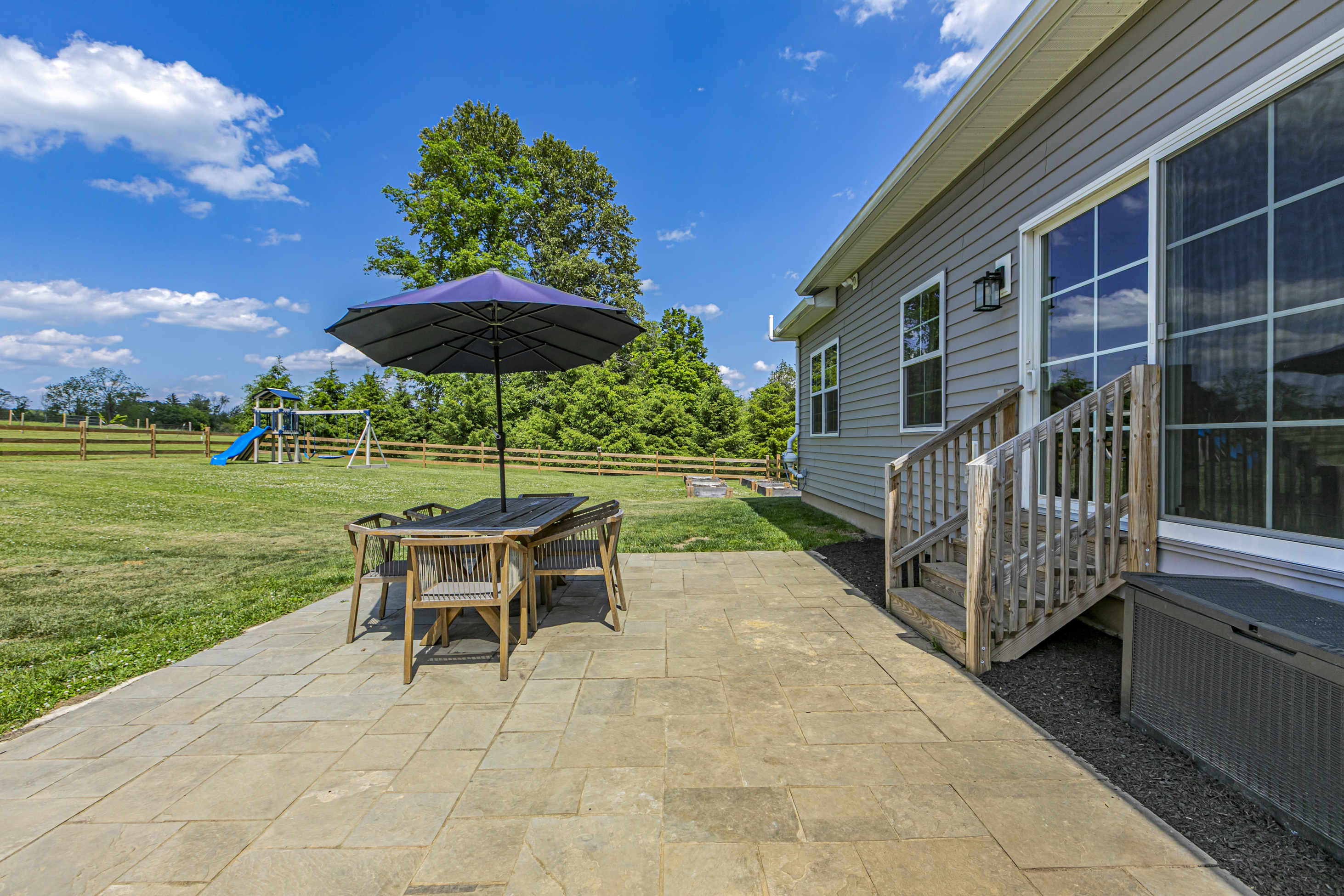  Elegant Open Concept Living on Six Pastoral Acres - 物件實景